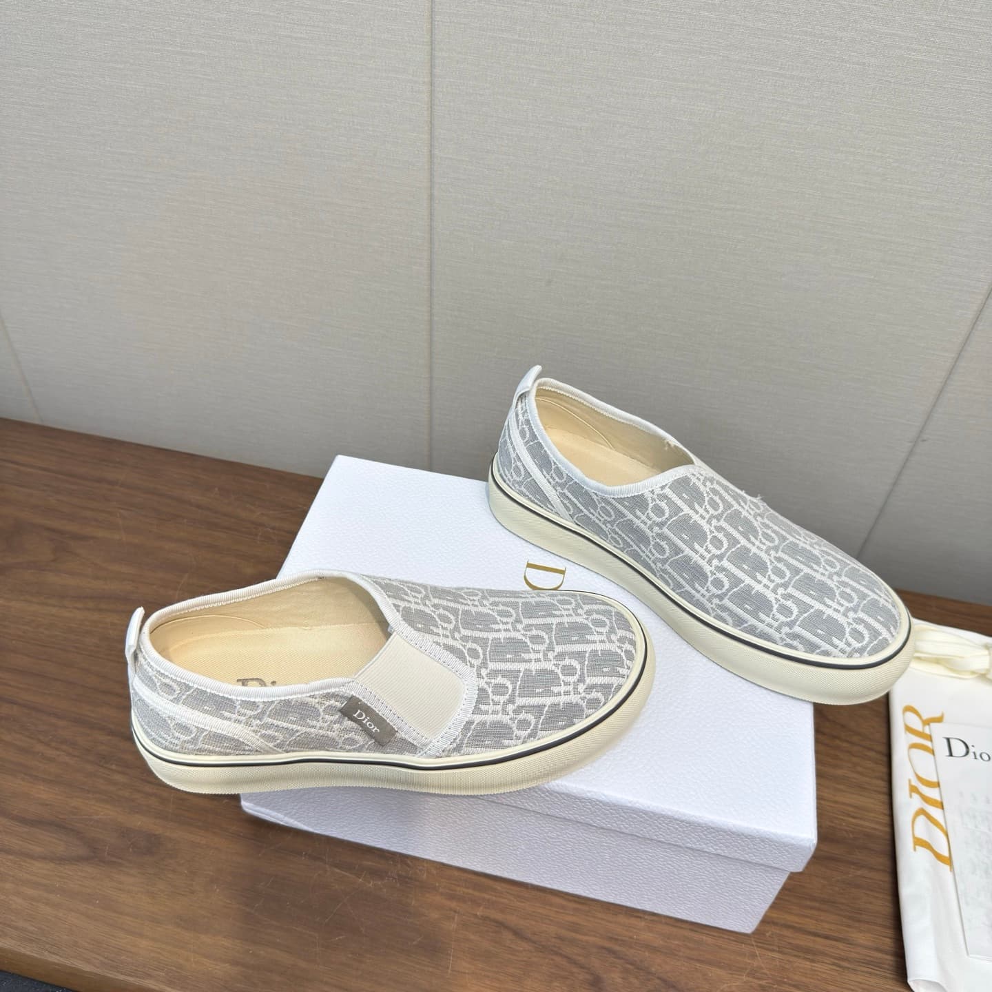 D5789 Dior’s latest 26ss spring collection – casual sports shoes, board shoes — image 7