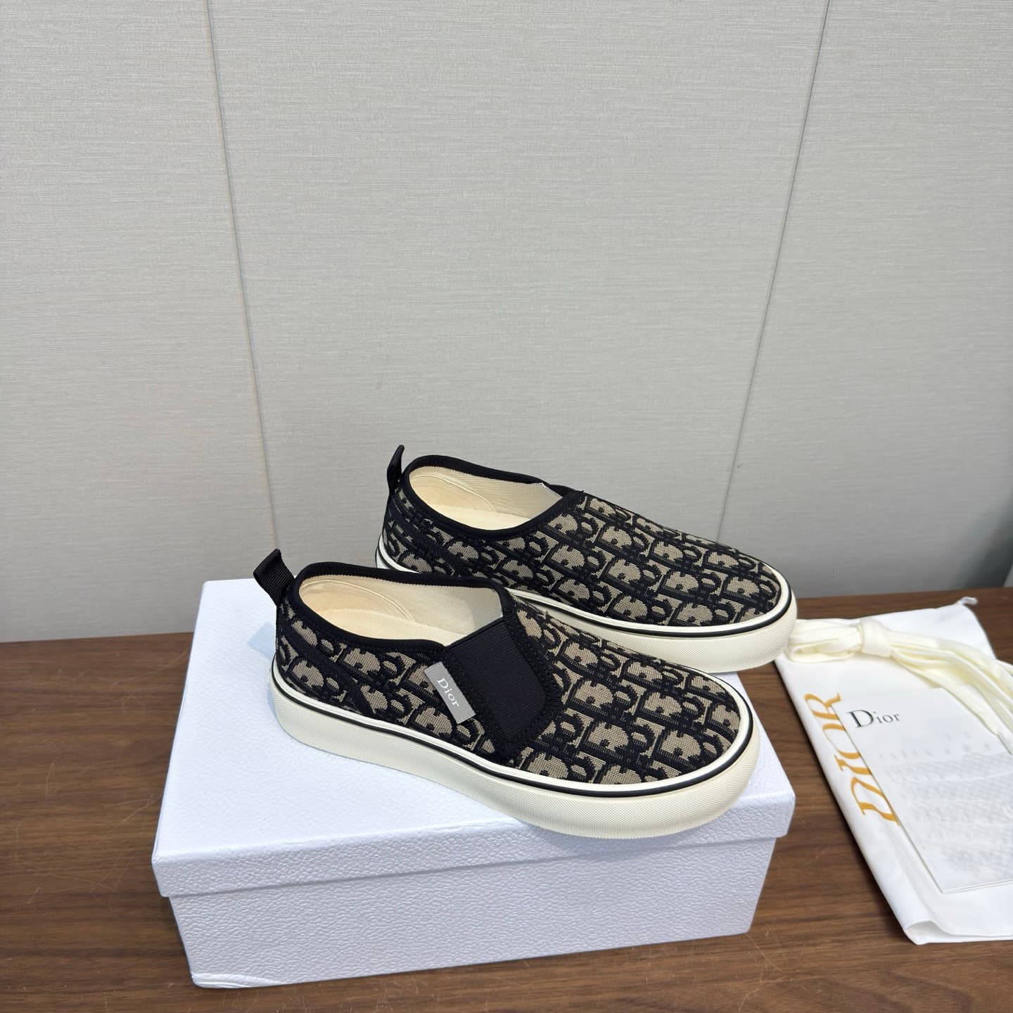D5785 Dior’s latest 26ss spring collection – casual sports shoes, board shoes — image 6