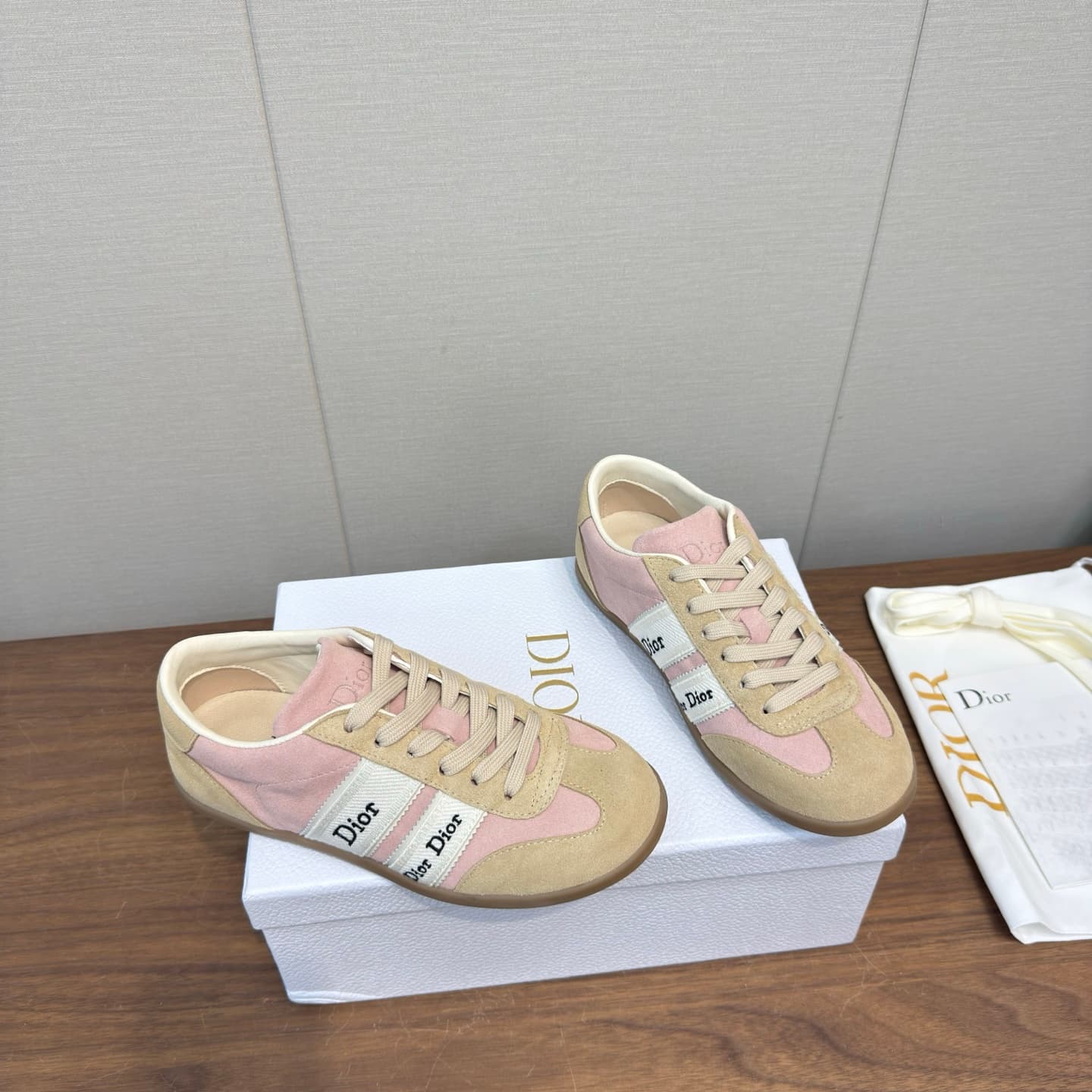 D5790 Dior’s latest 26ss spring collection – casual sports shoes, board shoes — image 3