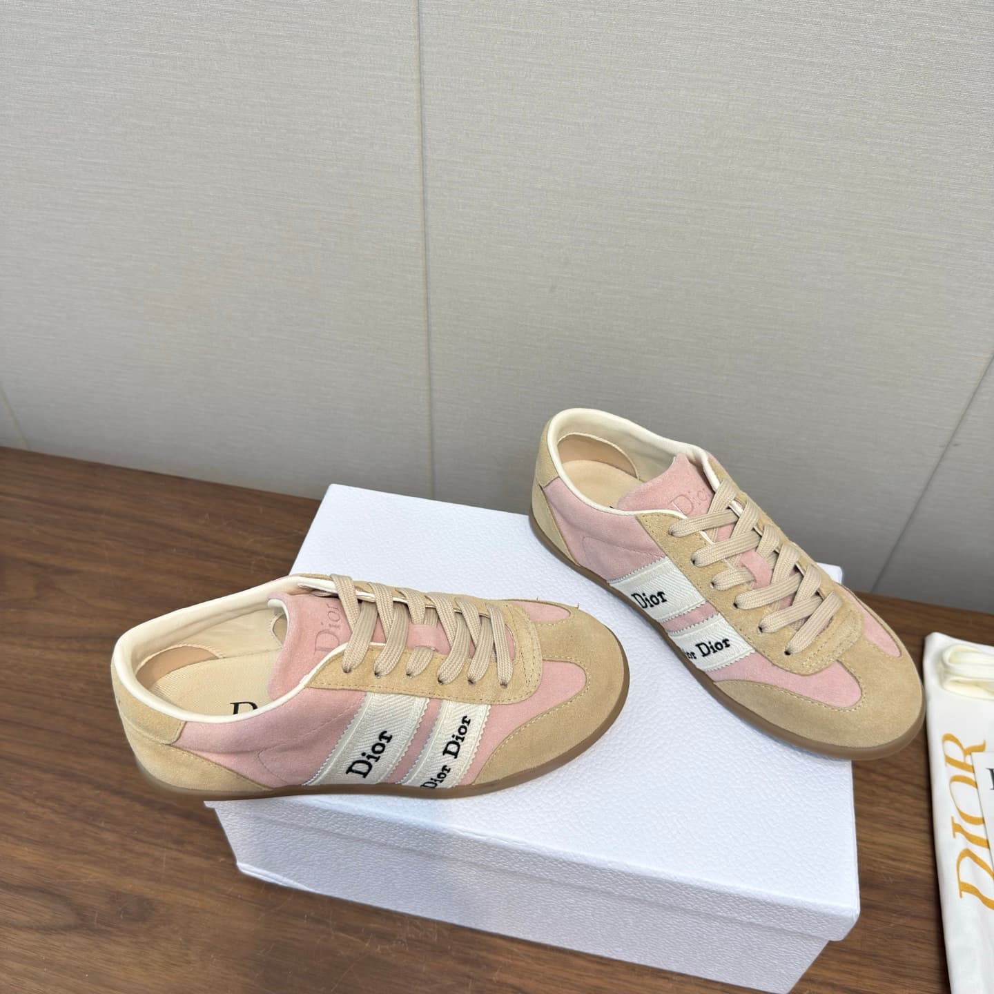 D5790 Dior’s latest 26ss spring collection – casual sports shoes, board shoes — image 7