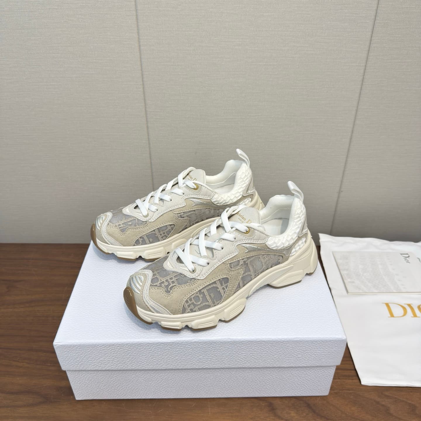 D5881 Dior 26s – New Arrival! Top-tier sneakers, athletic shoes, thick soles, semi-slippery design, casual shoes. Ultimate version 💰 — image 2