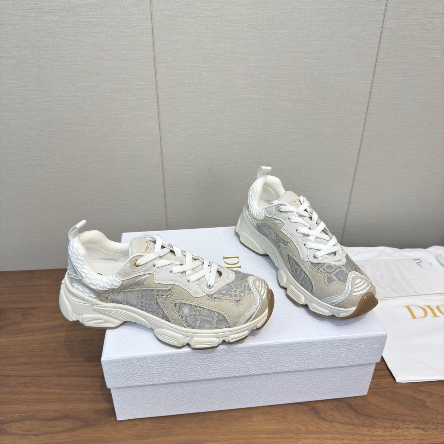 D5881 Dior 26s – New Arrival! Top-tier sneakers, athletic shoes, thick soles, semi-slippery design, casual shoes. Ultimate version 💰 — image 3