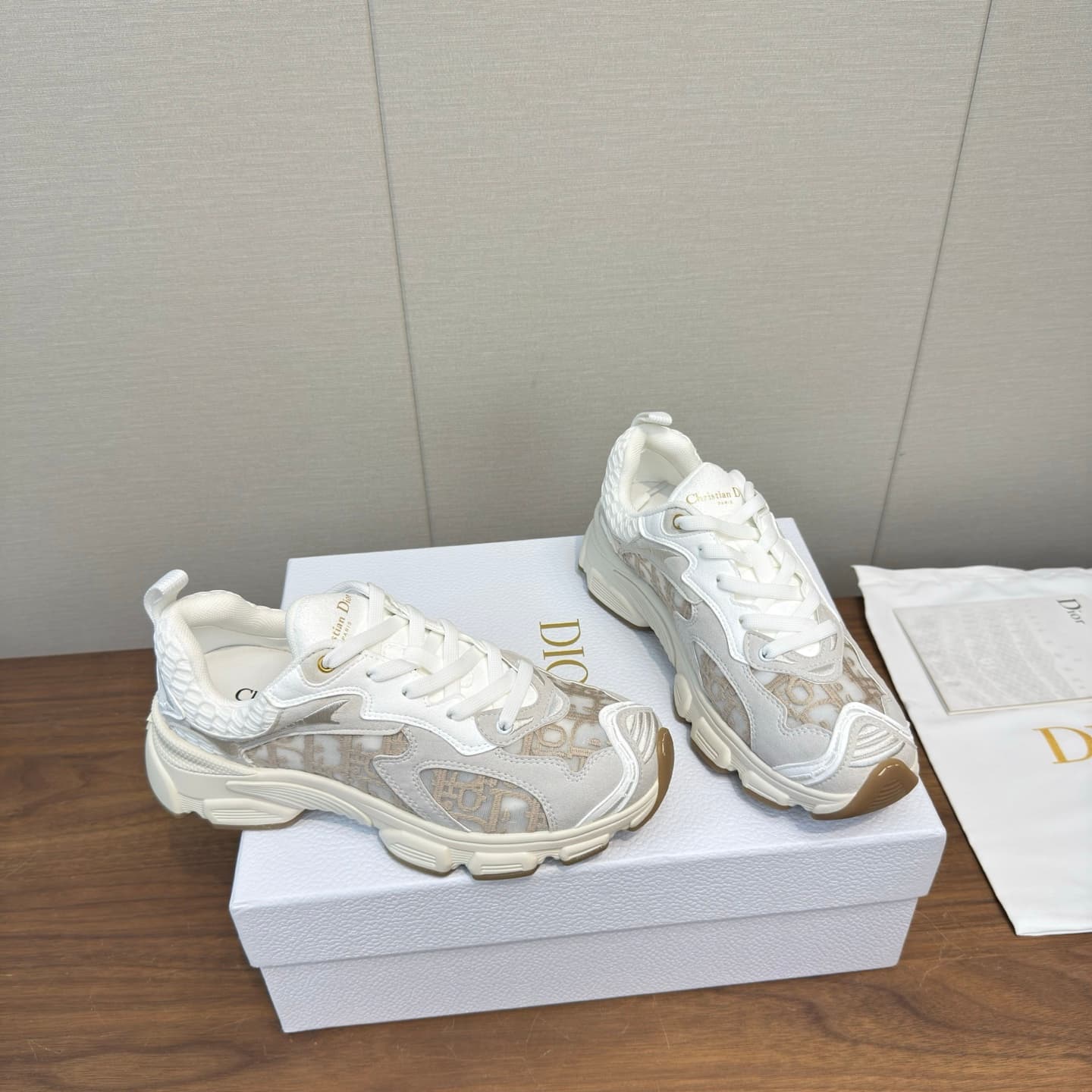 D5879 Dior 26s – New Arrival! Top-tier sneakers, athletic shoes, thick soles, semi-pull-on style, casual shoes. Premium version 💰 — image 3
