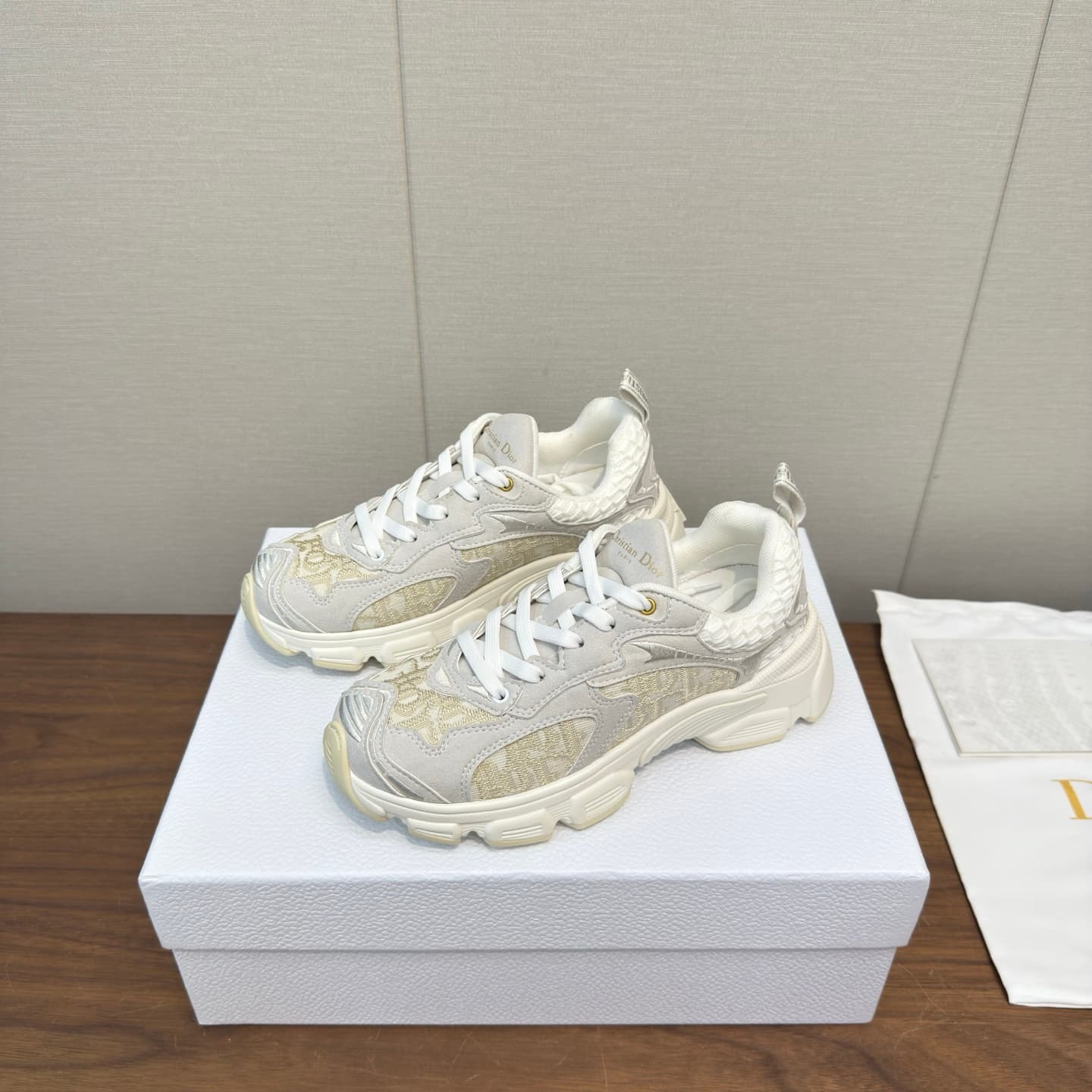 D5878 Dior 26s – New Arrival! Top-tier sneakers, sports shoes, thick soles, semi-slippery design, casual shoes. Best version 💰 — image 2