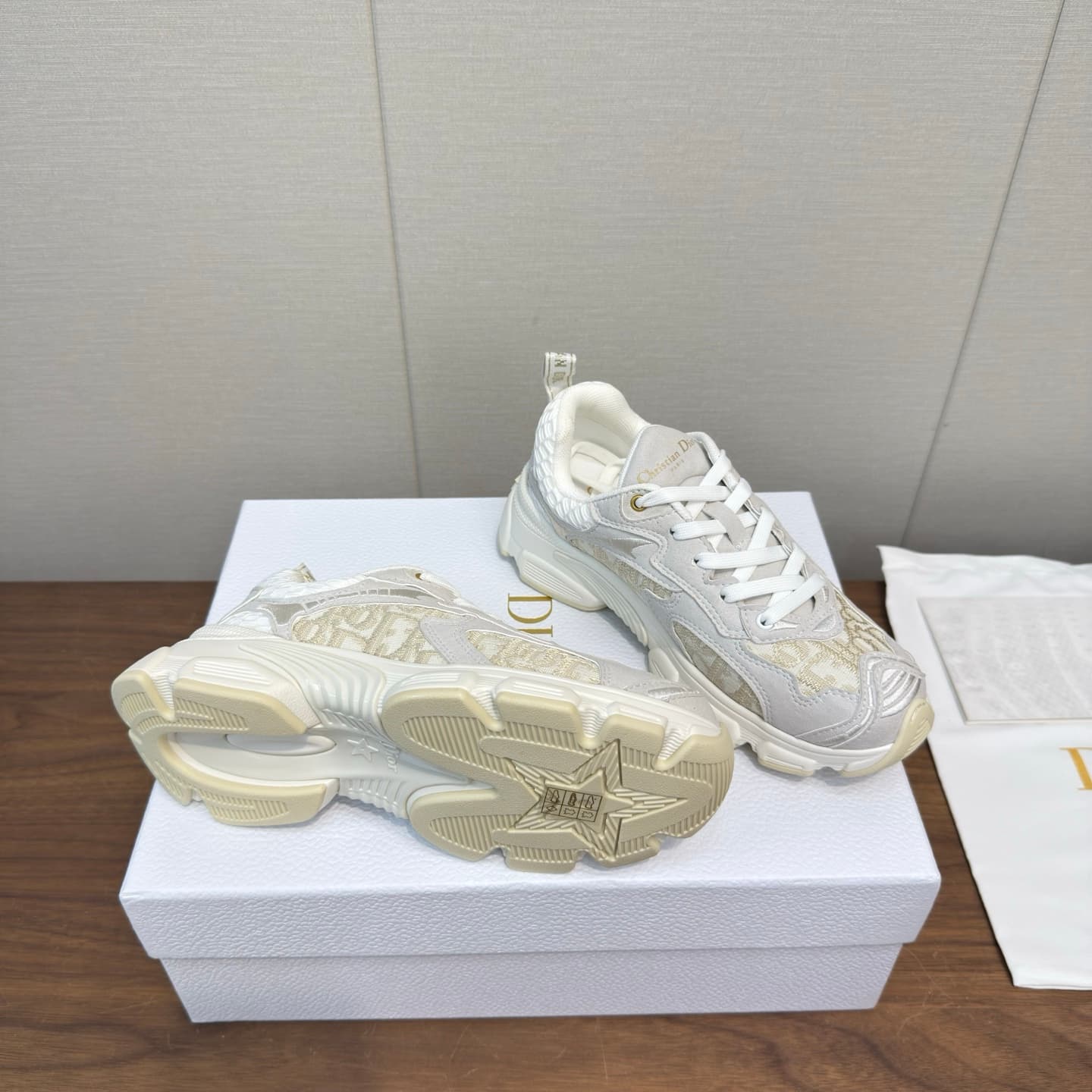 D5878 Dior 26s – New Arrival! Top-tier sneakers, sports shoes, thick soles, semi-slippery design, casual shoes. Best version 💰 — image 5