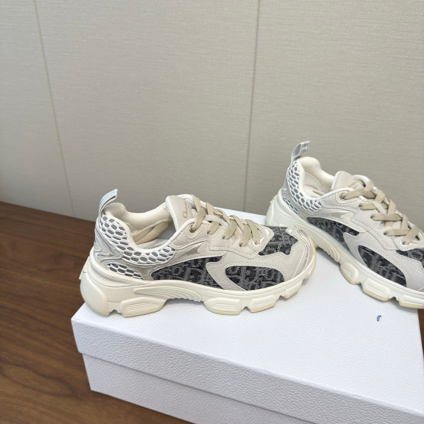 D5877 Dior 26s – New Arrival! Top-tier shoes, sports shoes, thick soles, semi-slippery design, casual shoes. Best version 💰 — image 7