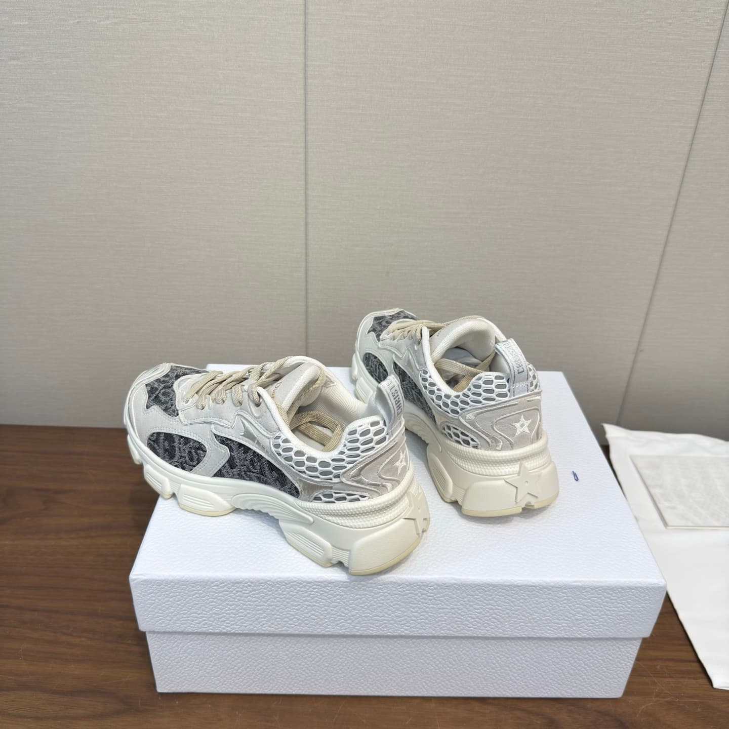 D5877 Dior 26s – New Arrival! Top-tier shoes, sports shoes, thick soles, semi-slippery design, casual shoes. Best version 💰 — image 8