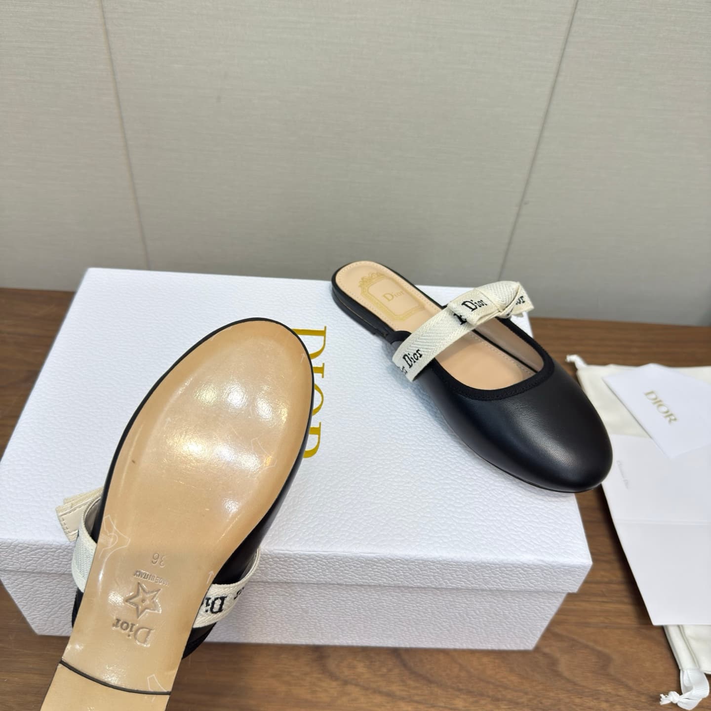 D5887 Dior 2026 – Latest bow 🎀 with a mule strap!!! — image 6