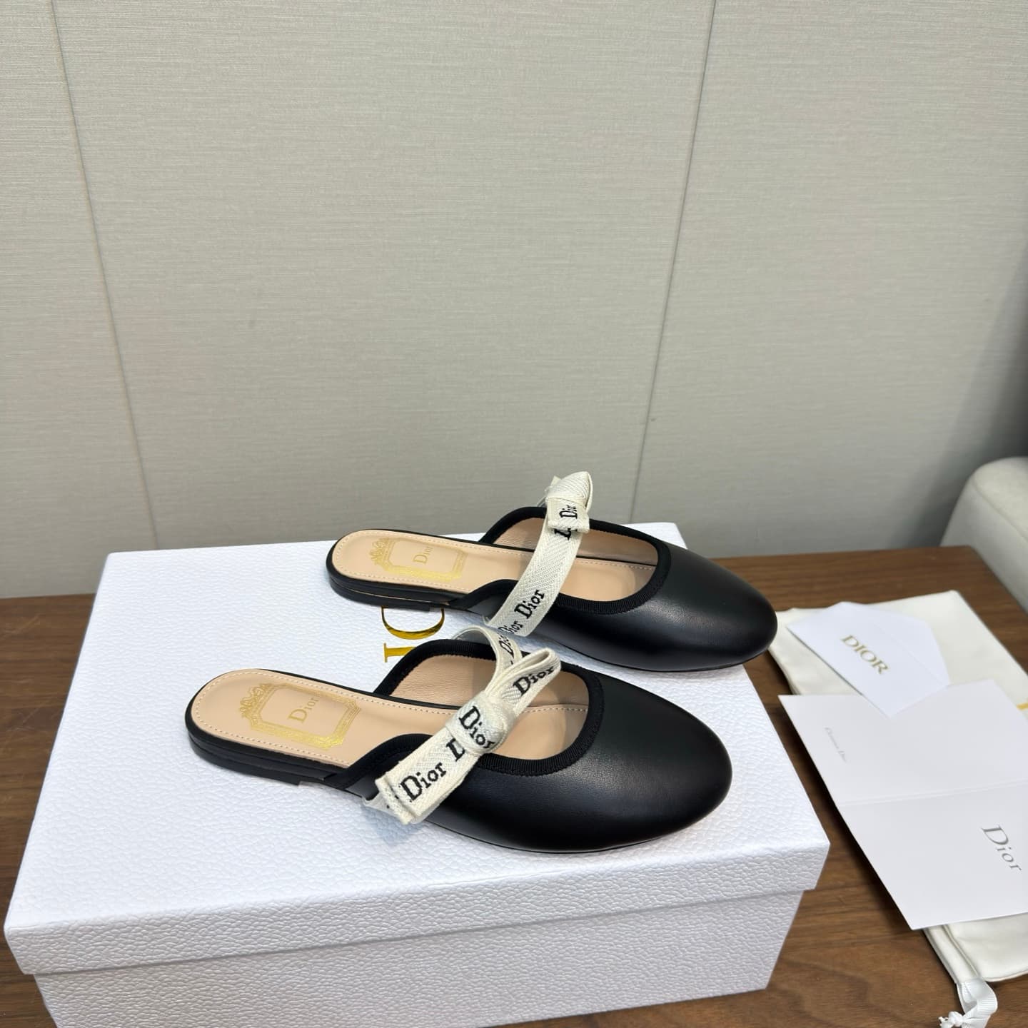 D5887 Dior 2026 – Latest bow 🎀 with a mule strap!!! — image 7