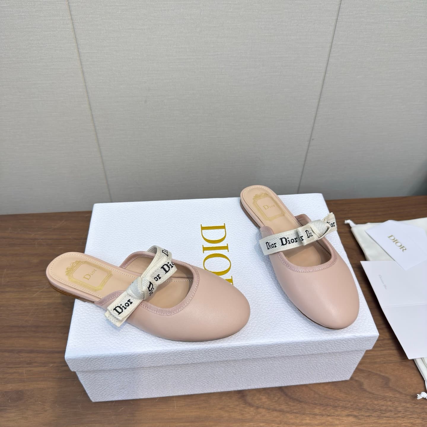 D5885 Dior 2026 – Latest bow 🎀 With a mullet hairstyle!!! — image 3