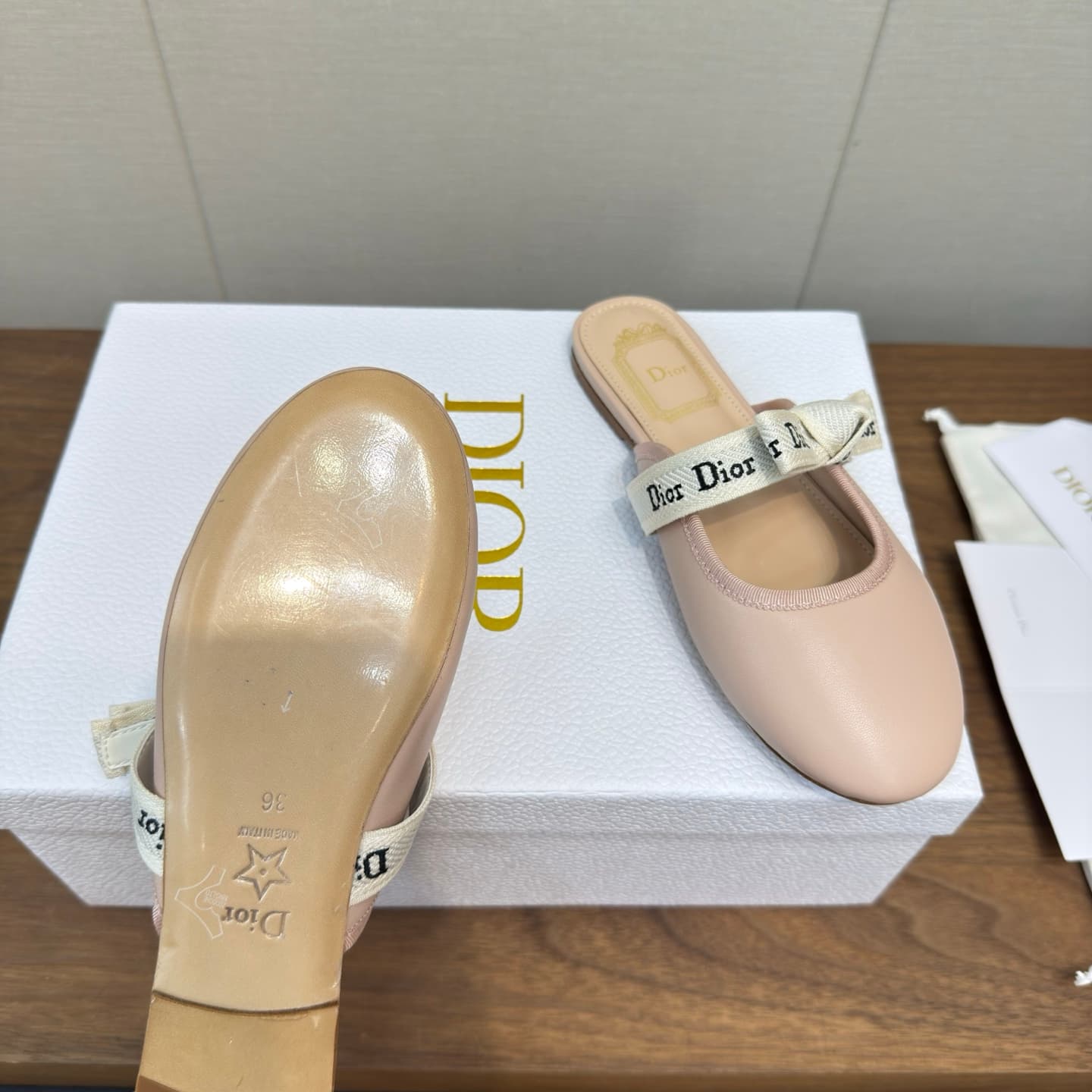 D5885 Dior 2026 – Latest bow 🎀 With a mullet hairstyle!!! — image 6