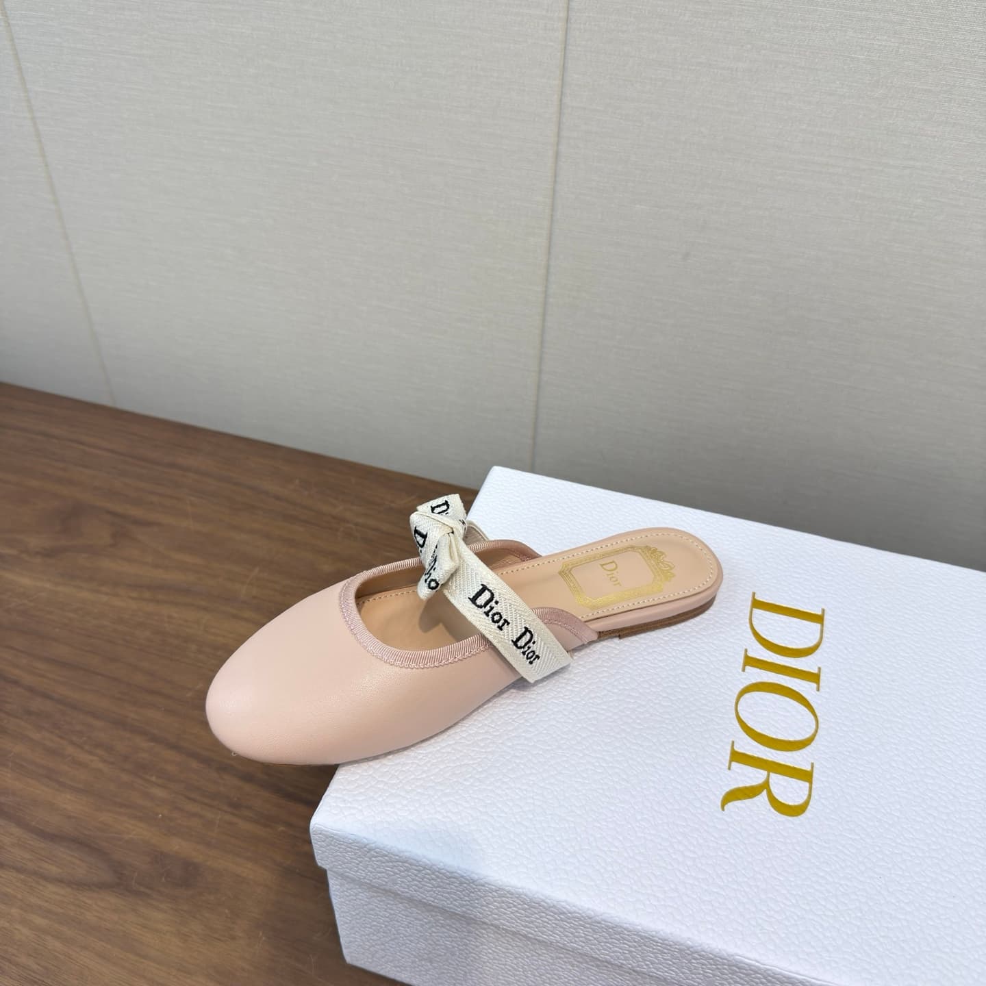 D5885 Dior 2026 – Latest bow 🎀 With a mullet hairstyle!!! — image 4