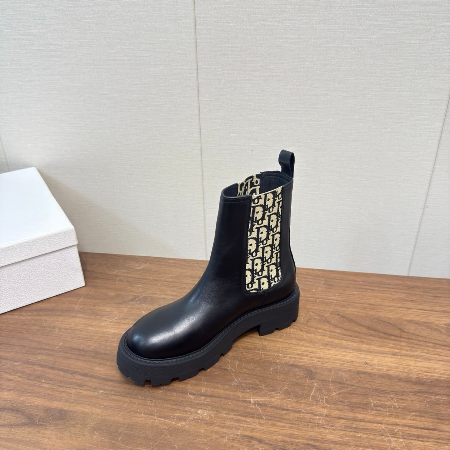 D5794 Top-tier Dior 26, new model Chelsea boots for spring, autumn, and winter — image 4