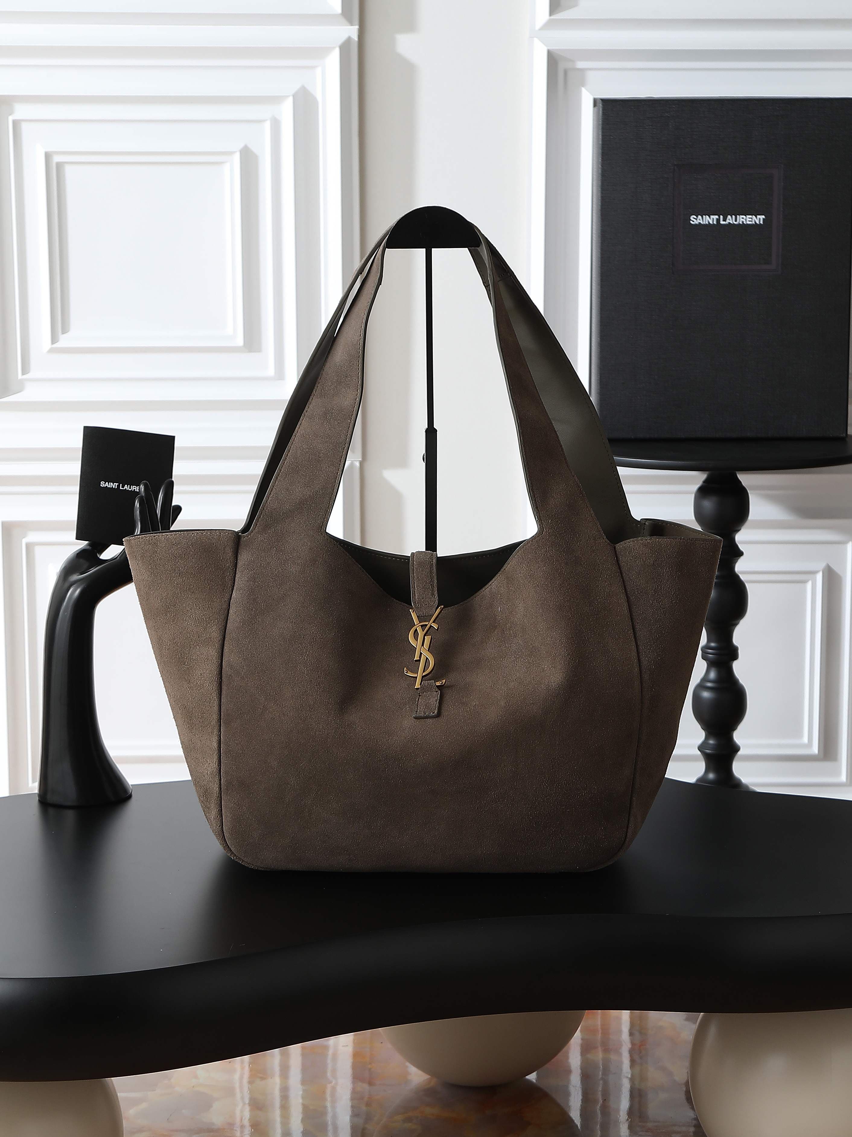 C8515 Light musk suede gold buttons· — image 1