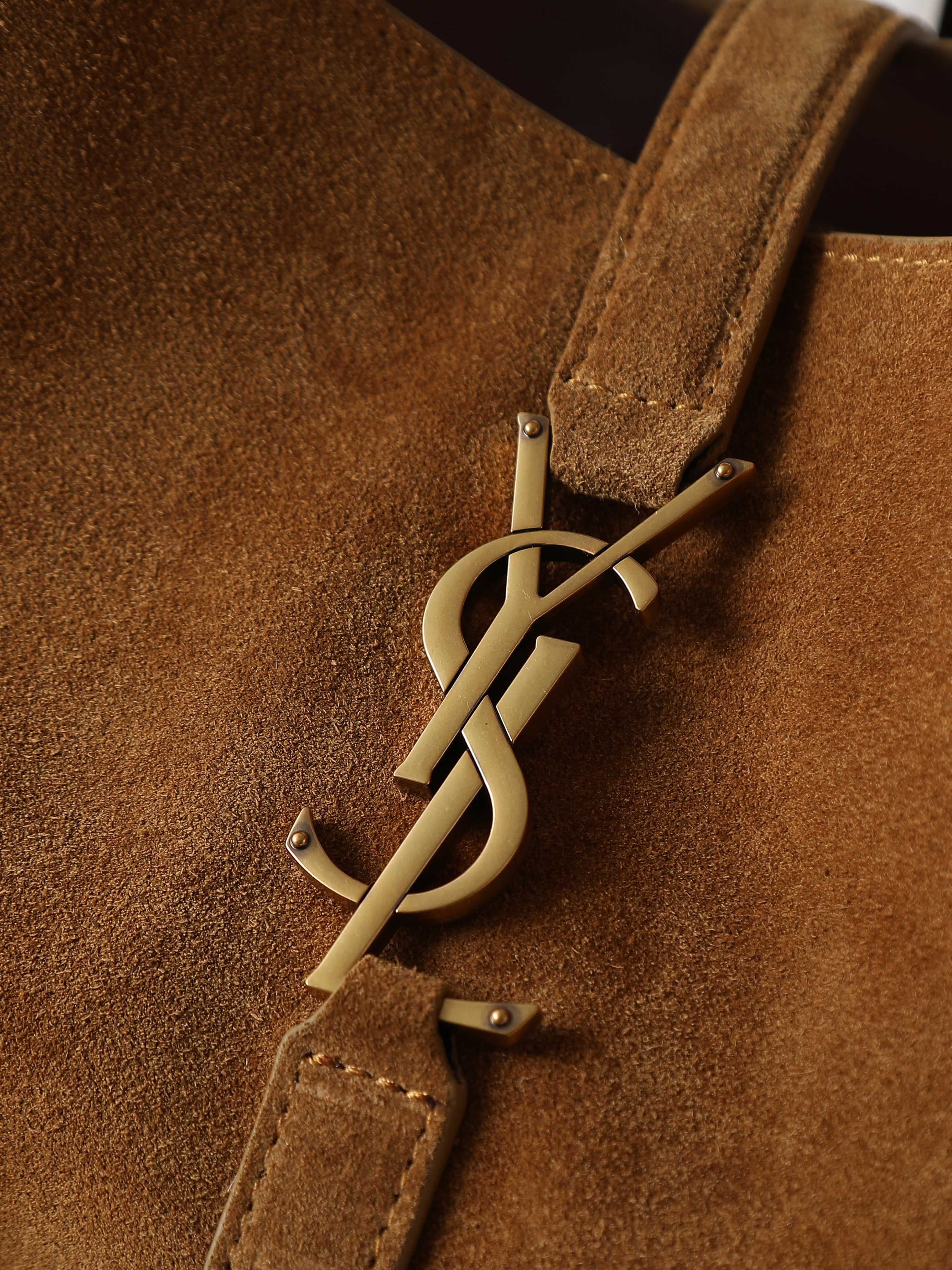C8520 Caramel brown silk gold buttons — image 3