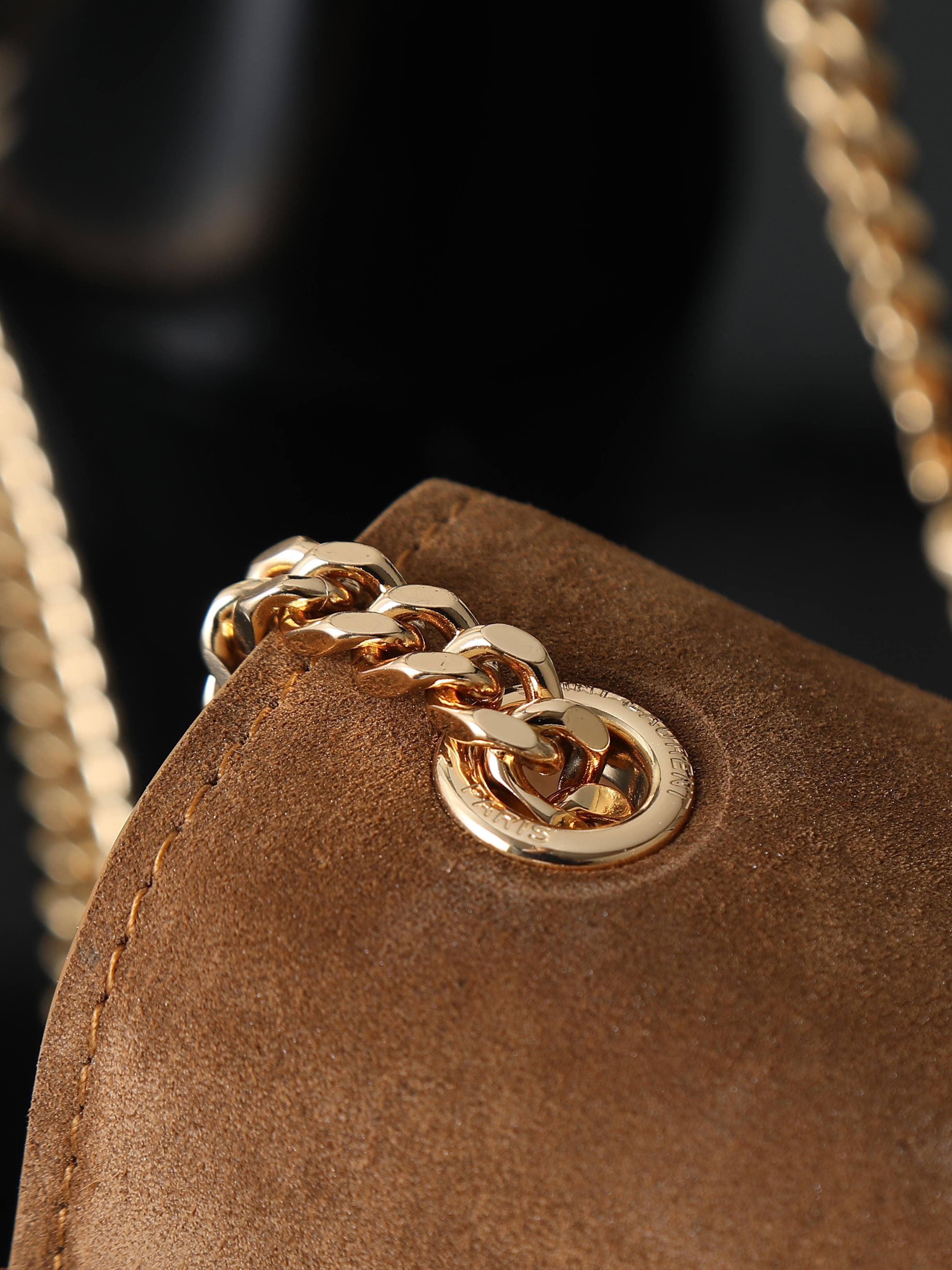 C8440 Tan-yellow mouton texture, frosted gold buttons · 20cm — image 6