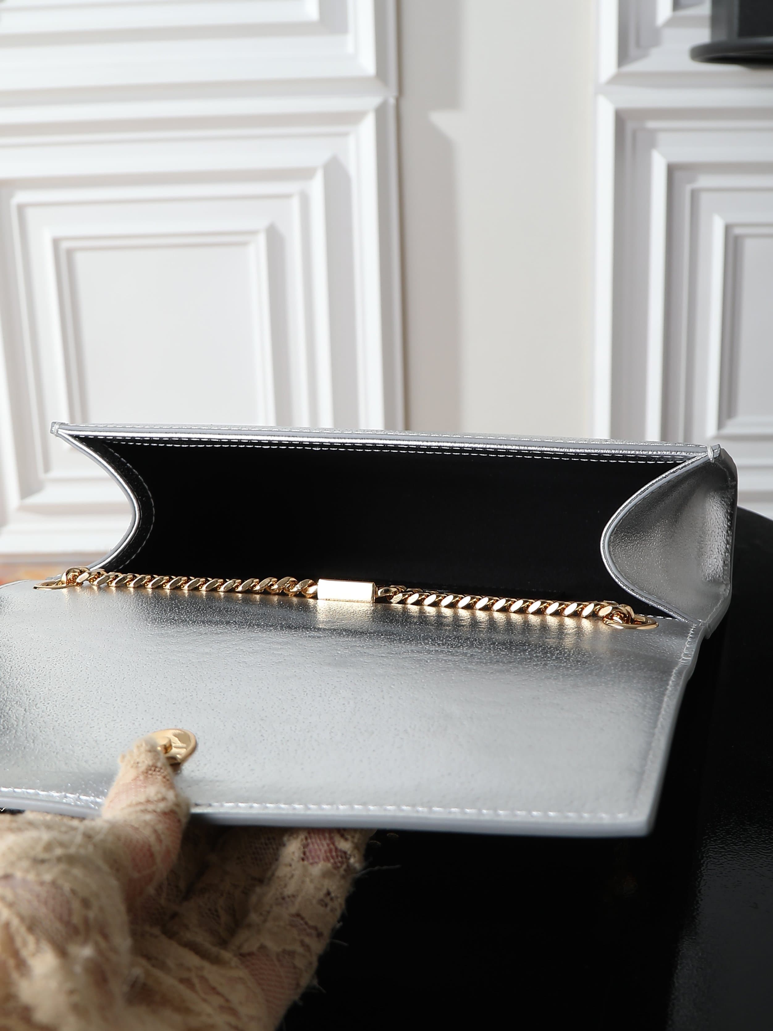 C8435 Silver diamond pattern gold buckles·24cm — image 2