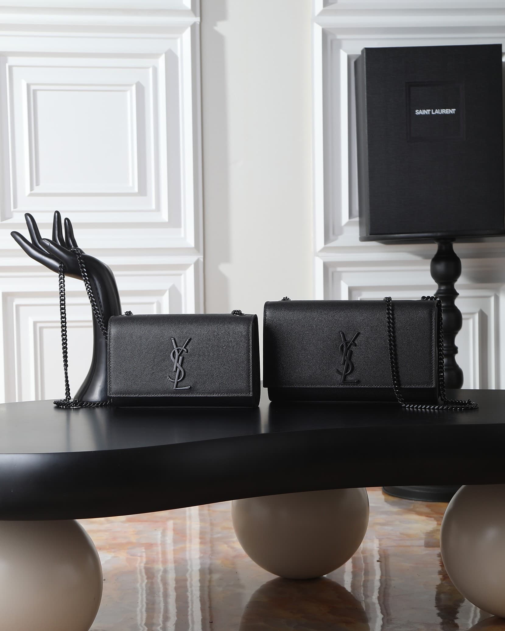 C8420 Black caviar-textured black buttons·24cm/20cm — image 1