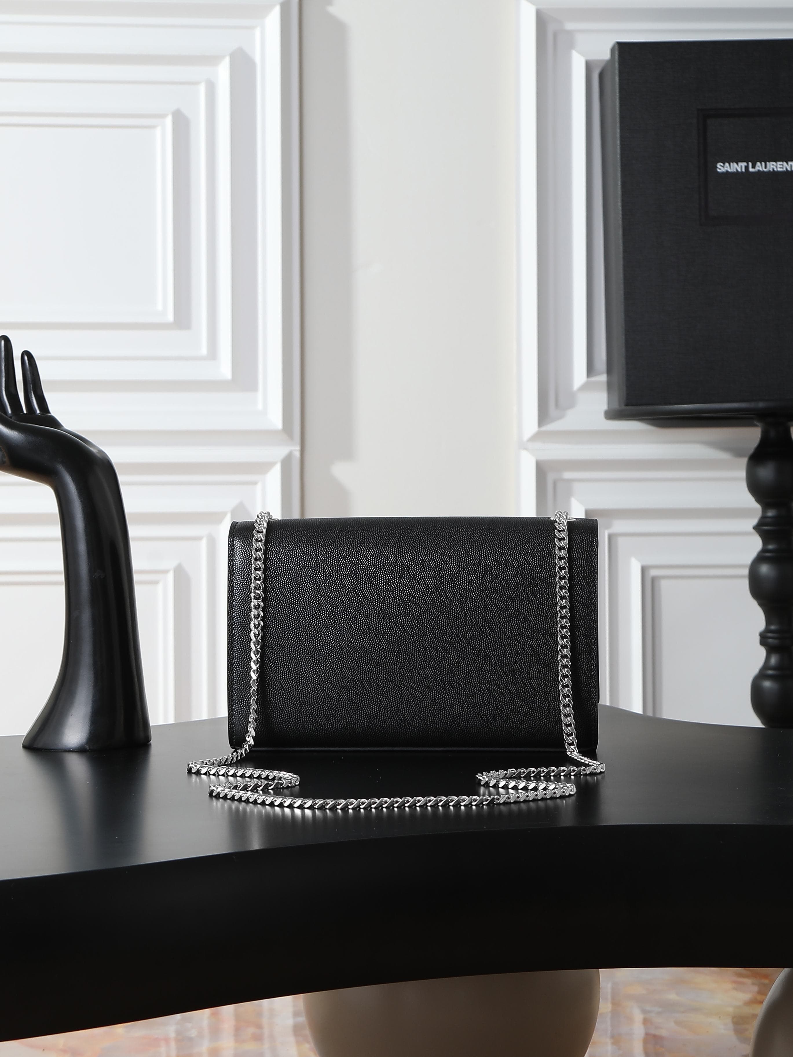 C8412 Black caviar silver clasp·24cm — image 7