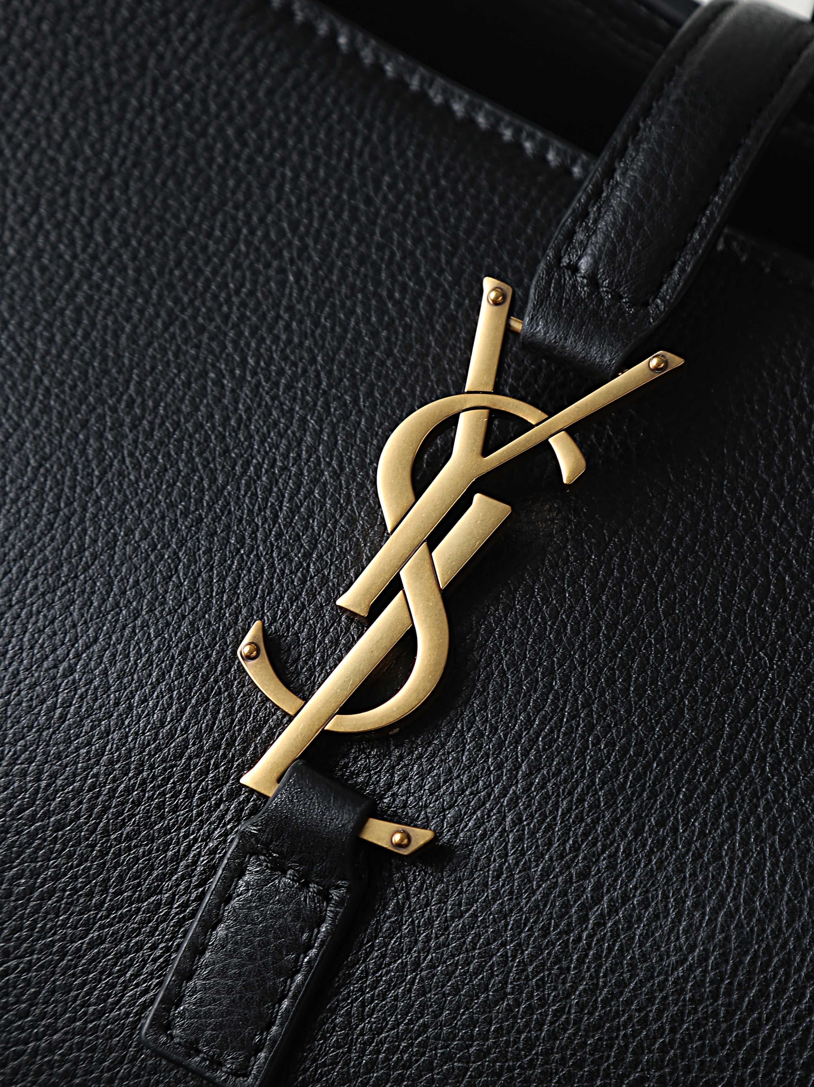 C8504 Medium size, black with gold buttons· — image 3