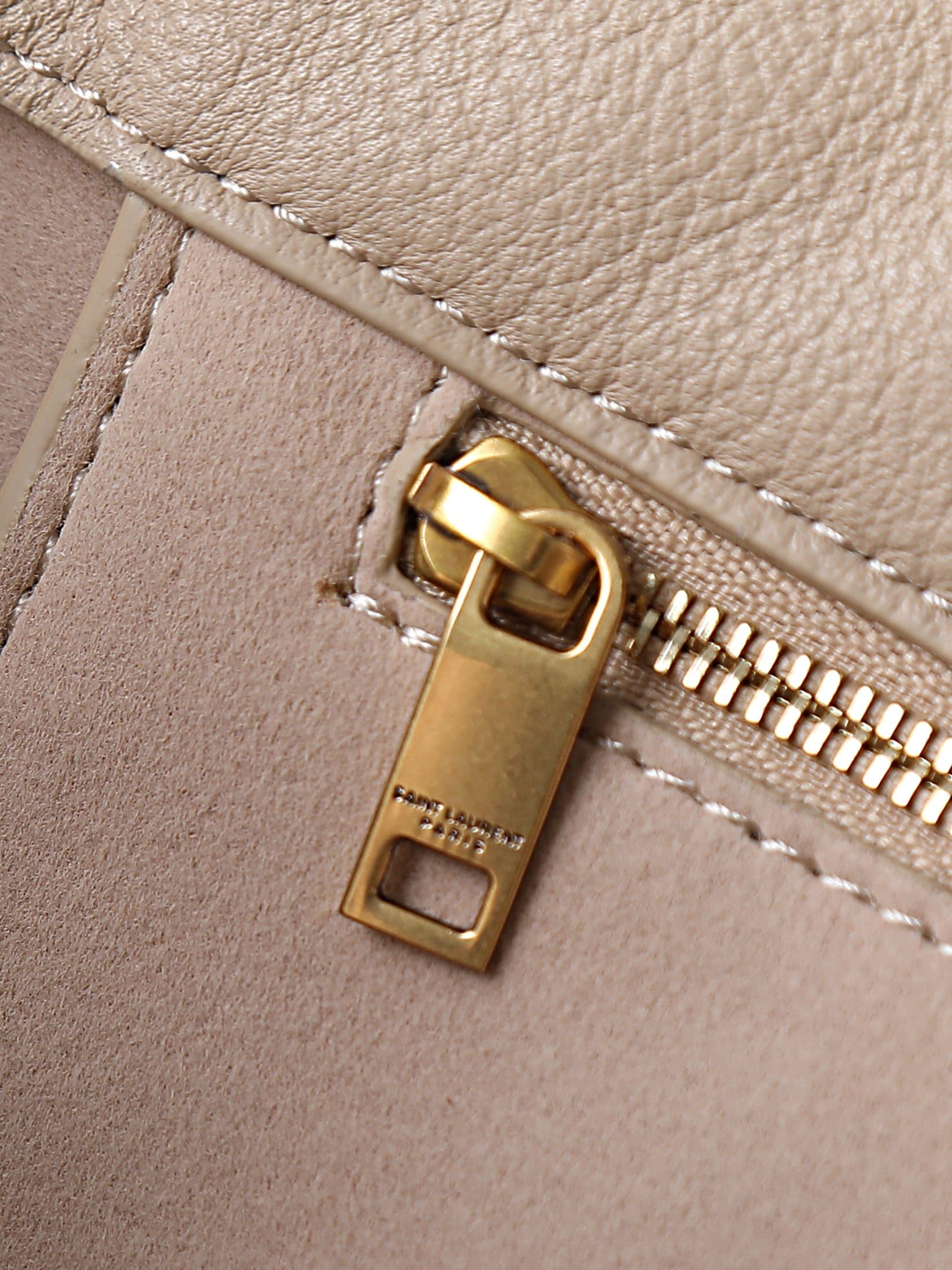 C8503 Medium size apricot-colored gold buttons· — image 7