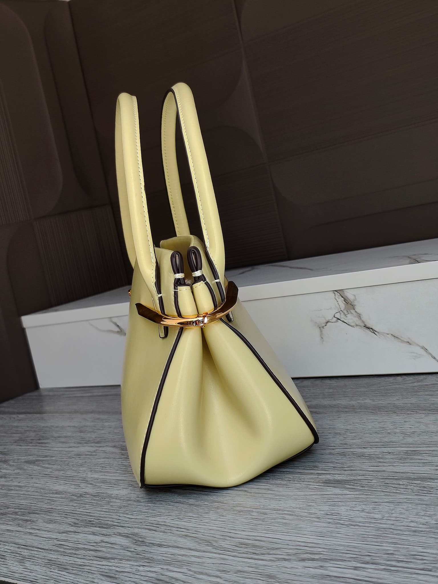 C3158 New GIVENCHY｜Jessica Zheng Xiuyan’s Pinch bag — image 5