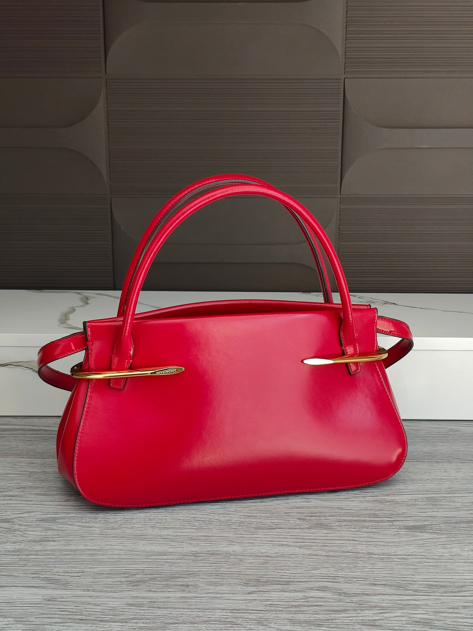 C3157 New GIVENCHY｜Jessica Zheng Xiuyan’s Pinch Bag — image 7
