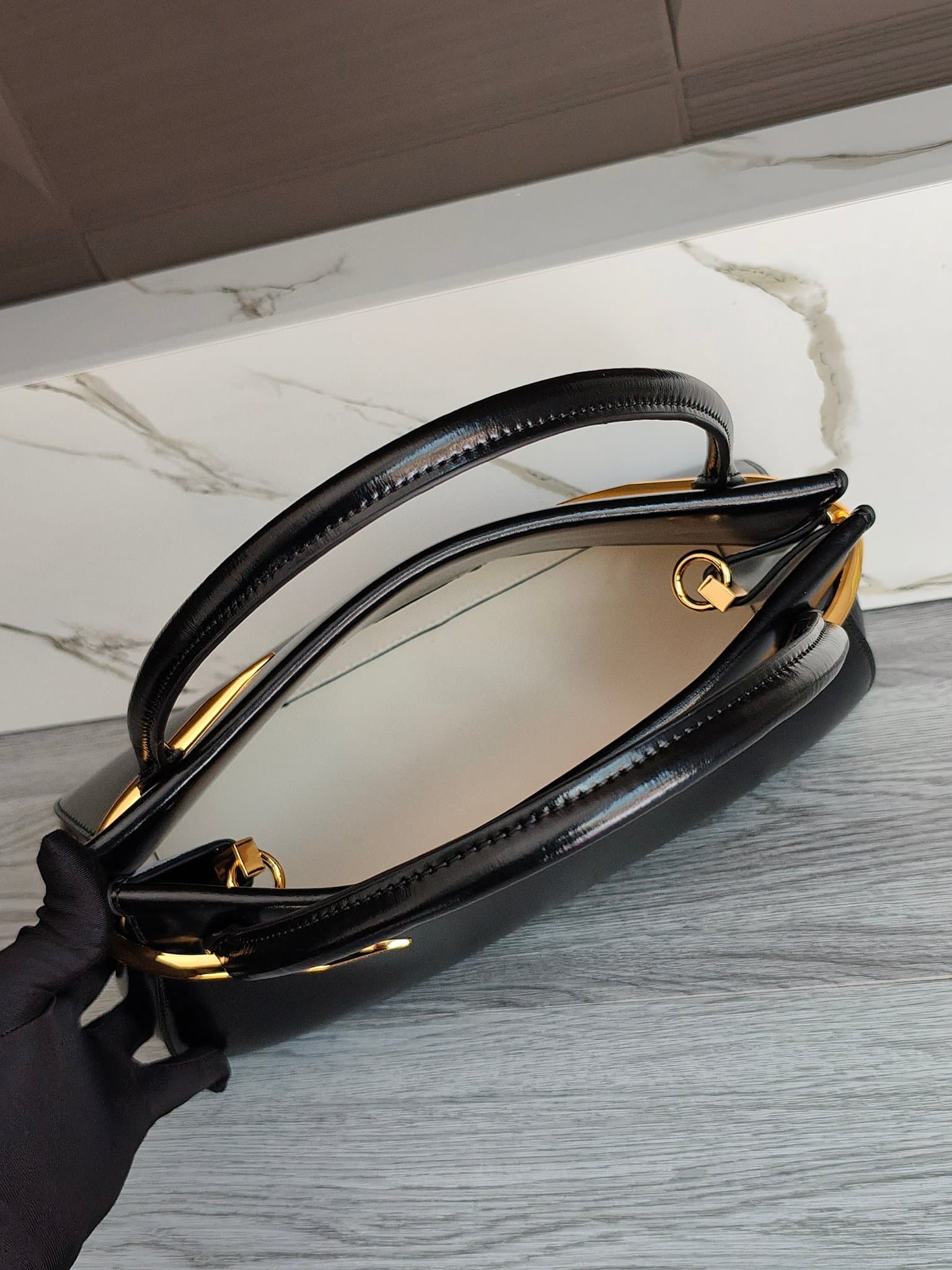 C3155 New GIVENCHY model | Jessica Zheng Xiuyan’s same Pinch bag — image 5