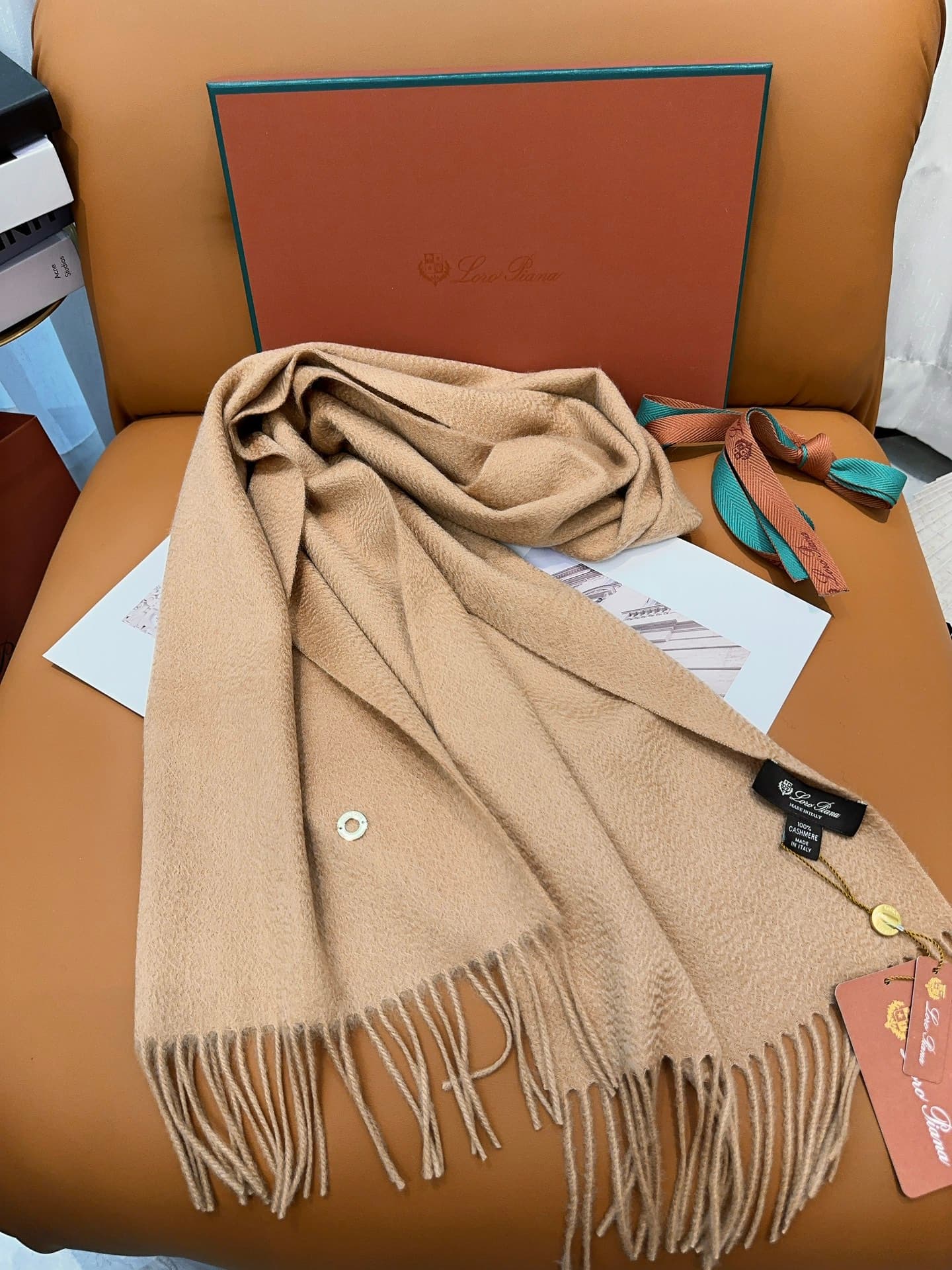C30668 Loro Piana’s classic “wave” neutral cashmere scarf ❗ — image 7