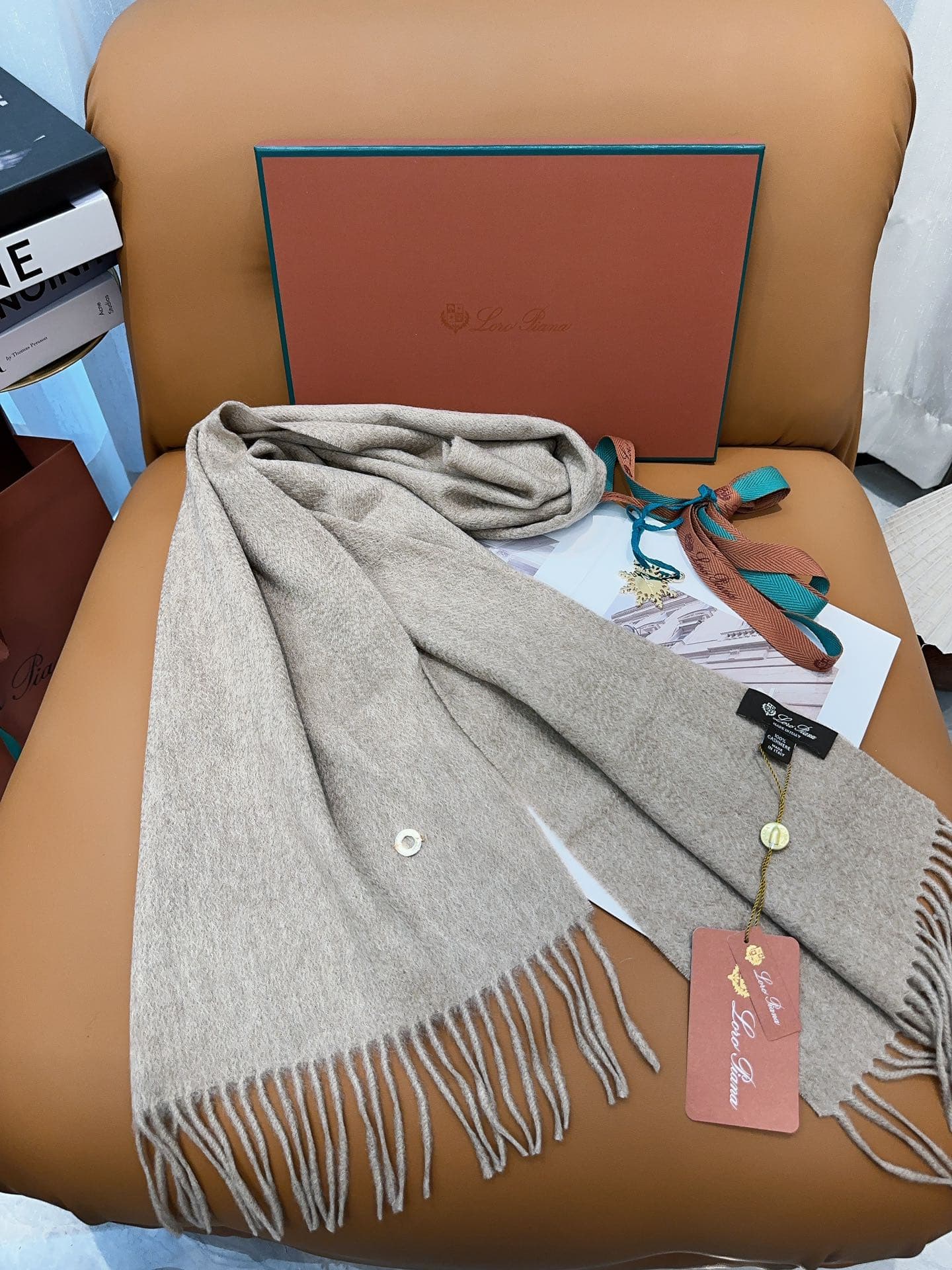 C30667 Loro Piana’s classic “wave” colorless cashmere scarf ❗ — image 7