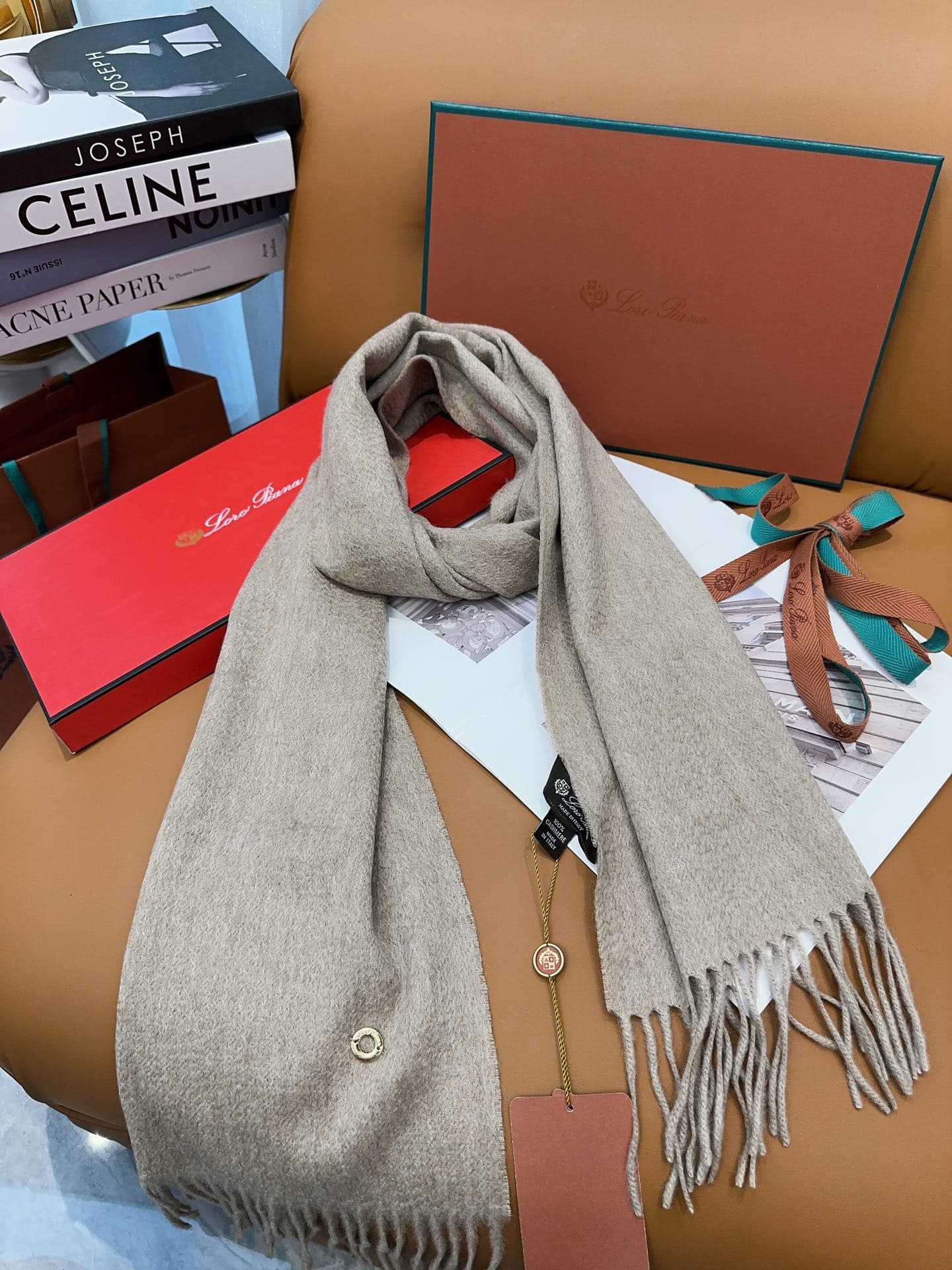 C30667 Loro Piana’s classic “wave” colorless cashmere scarf ❗ — image 5