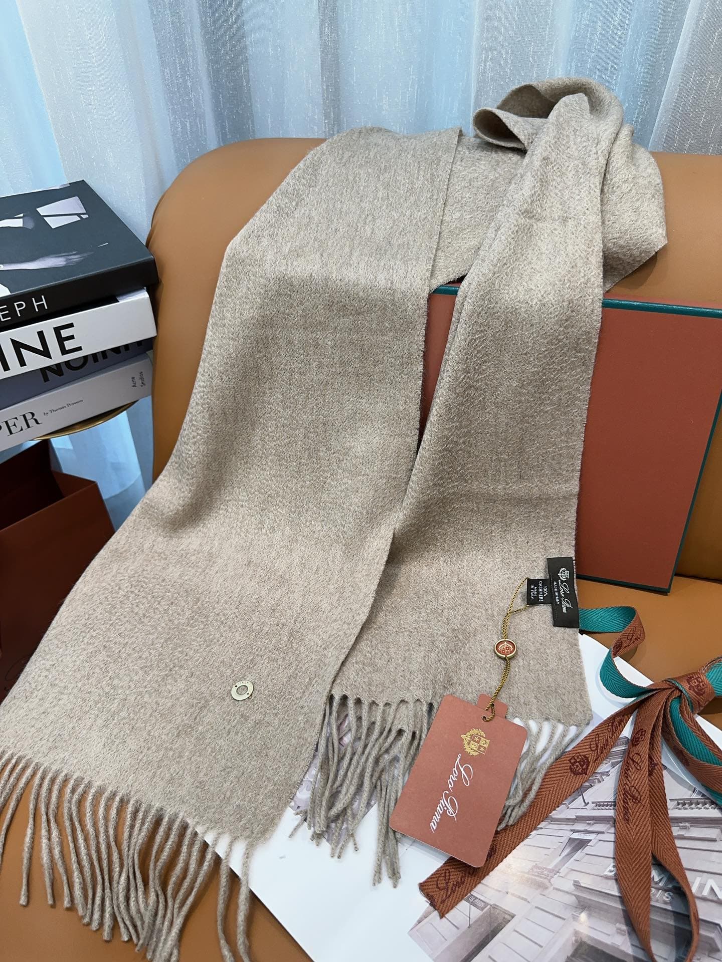 C30667 Loro Piana’s classic “wave” colorless cashmere scarf ❗ — image 6