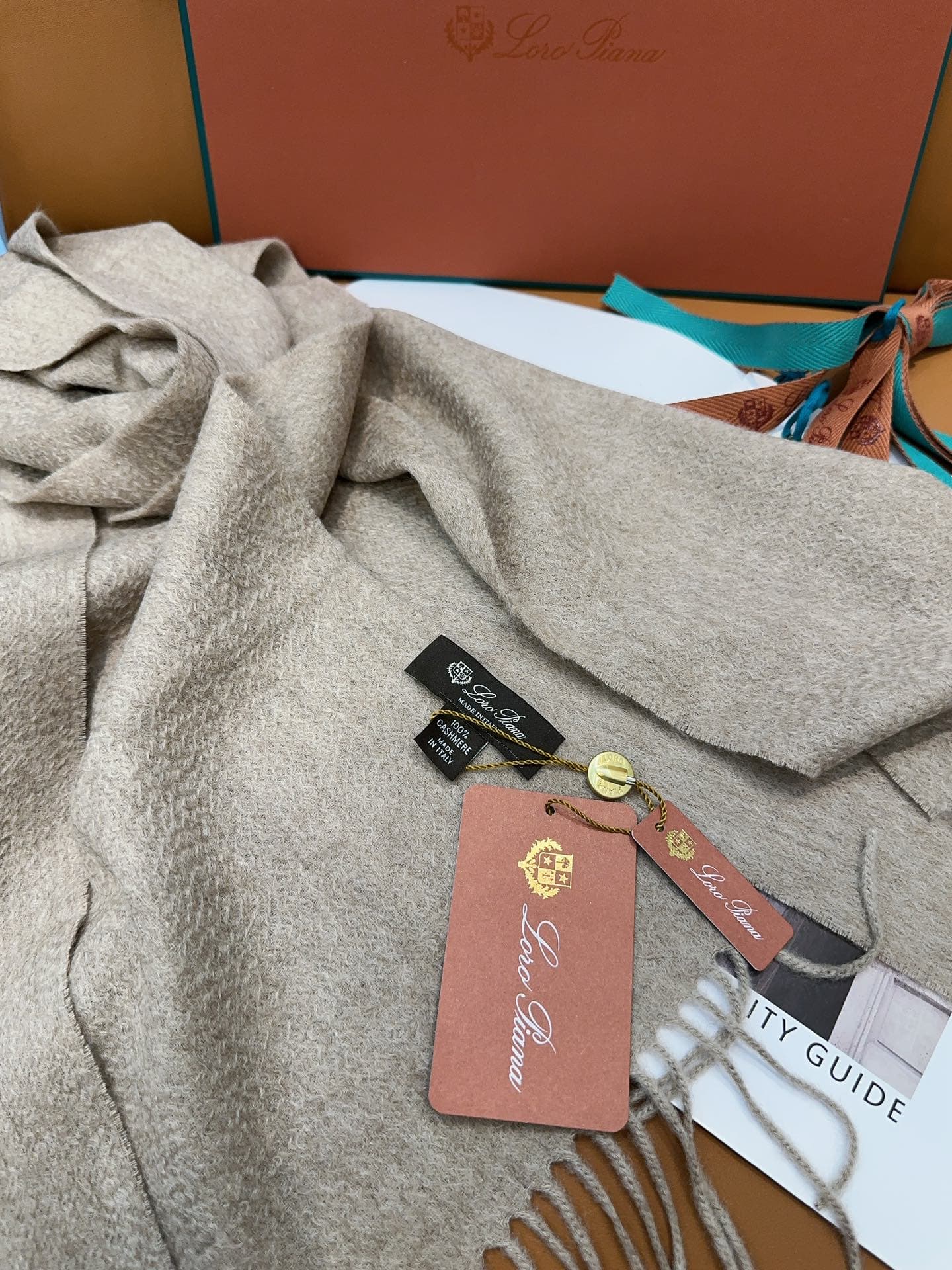 C30667 Loro Piana’s classic “wave” colorless cashmere scarf ❗ — image 4
