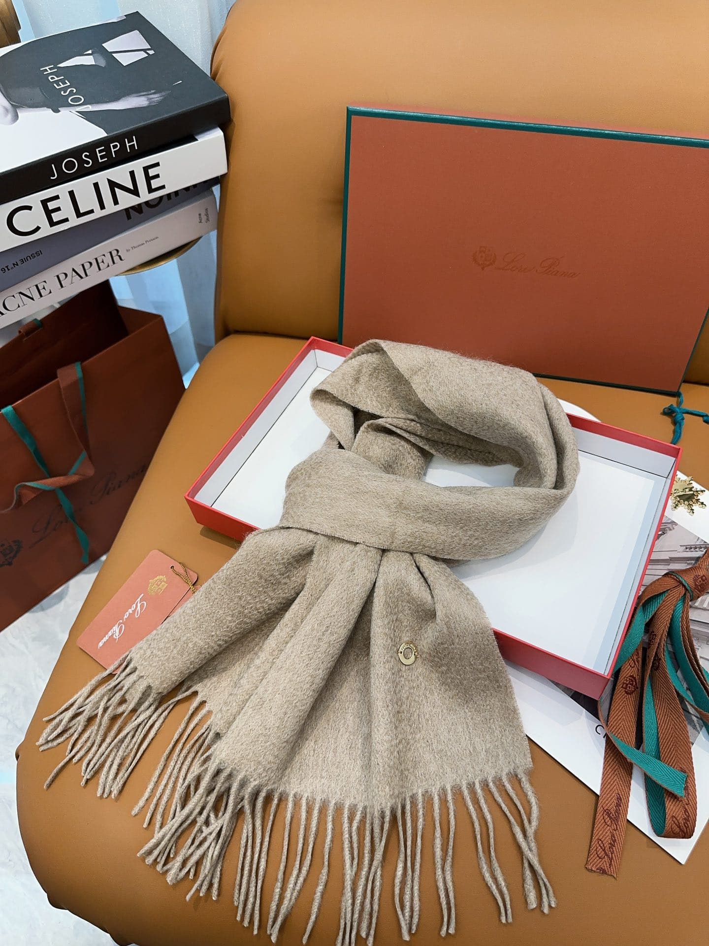 C30667 Loro Piana’s classic “wave” colorless cashmere scarf ❗ — image 2