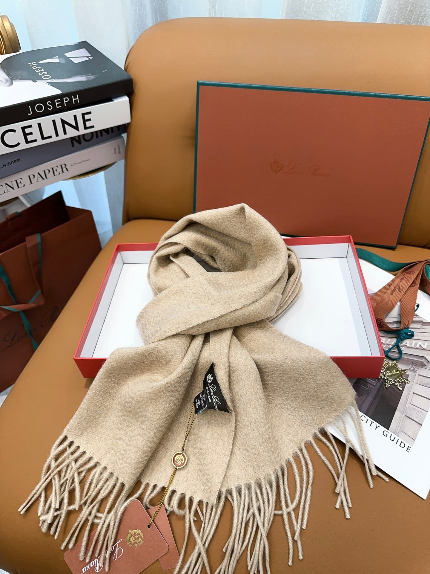 C30666 Loro Piana’s classic “wave pattern” plain cashmere scarf ❗ — image 2
