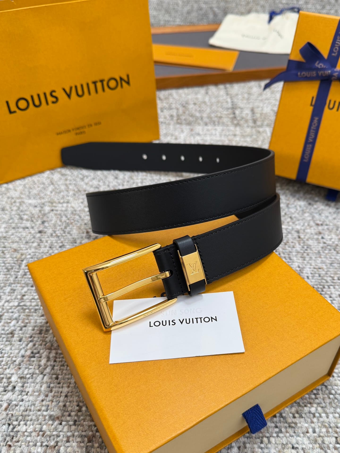 C32892 Louis Vuitton LV Belt Collection/series. Original hardware. Exquisite hand-painted edges. Soft and comfortable. Wide 3.5 — image 1