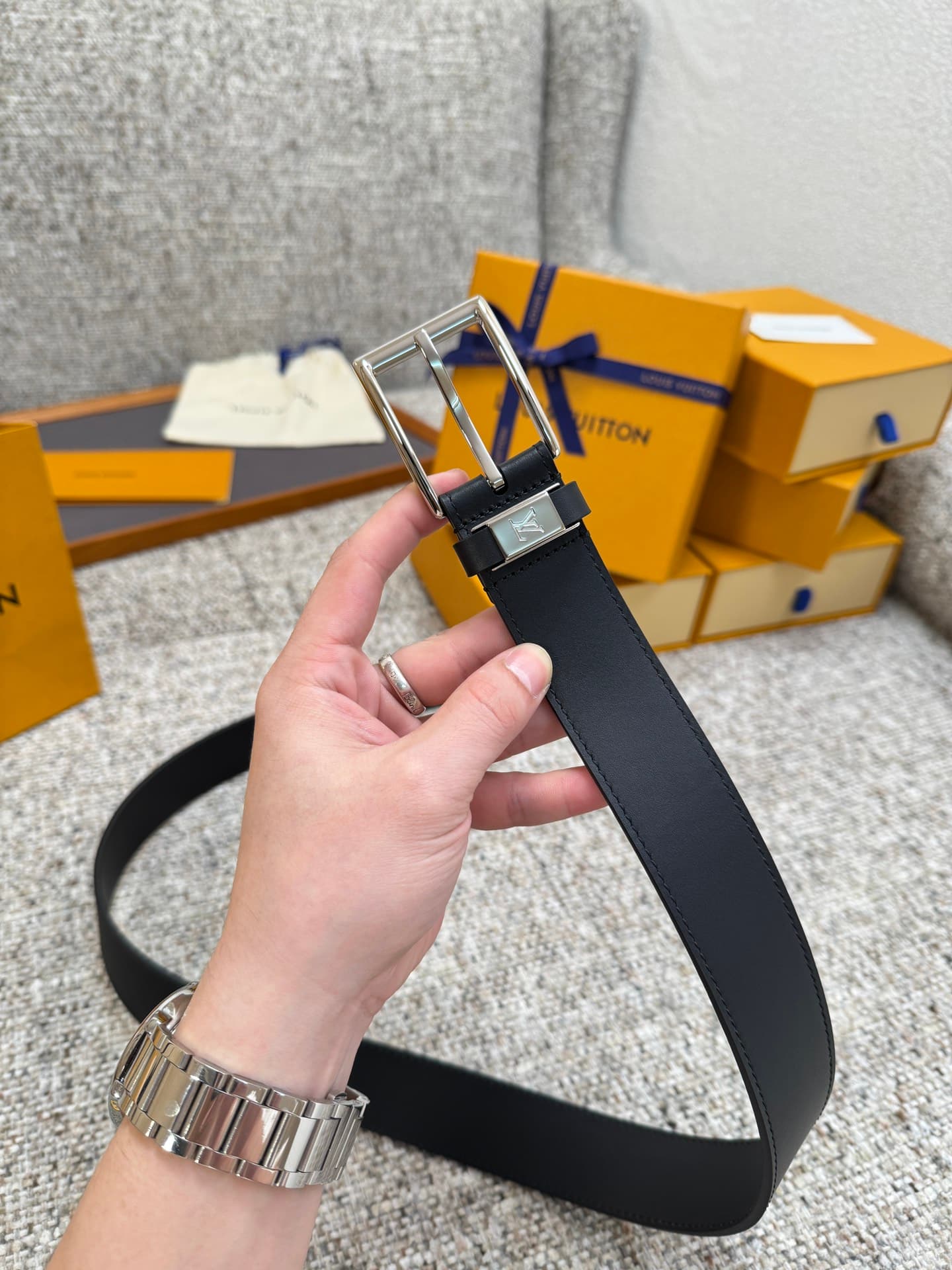 C32891 Louis Vuitton LV Belt Collection/series, original hardware, delicate hand-painted edges, soft and comfortable, wide 3.5 — image 5