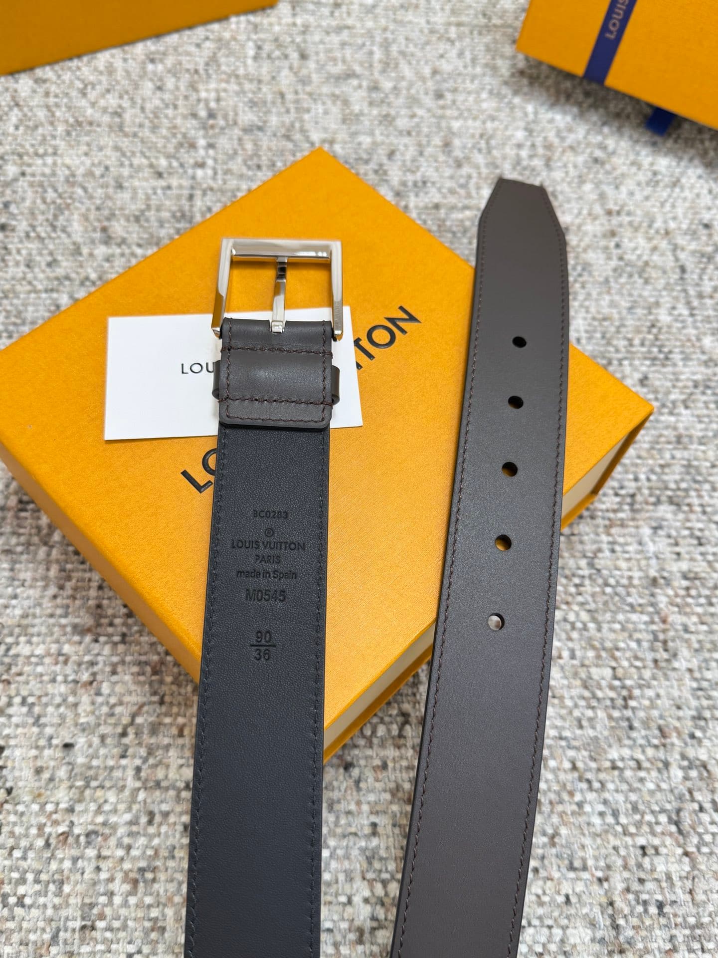 C32888 Louis Vuitton LV Belt Collection/series, original hardware, exquisite hand-painted edges, soft and comfortable, wide 3.5 — image 7