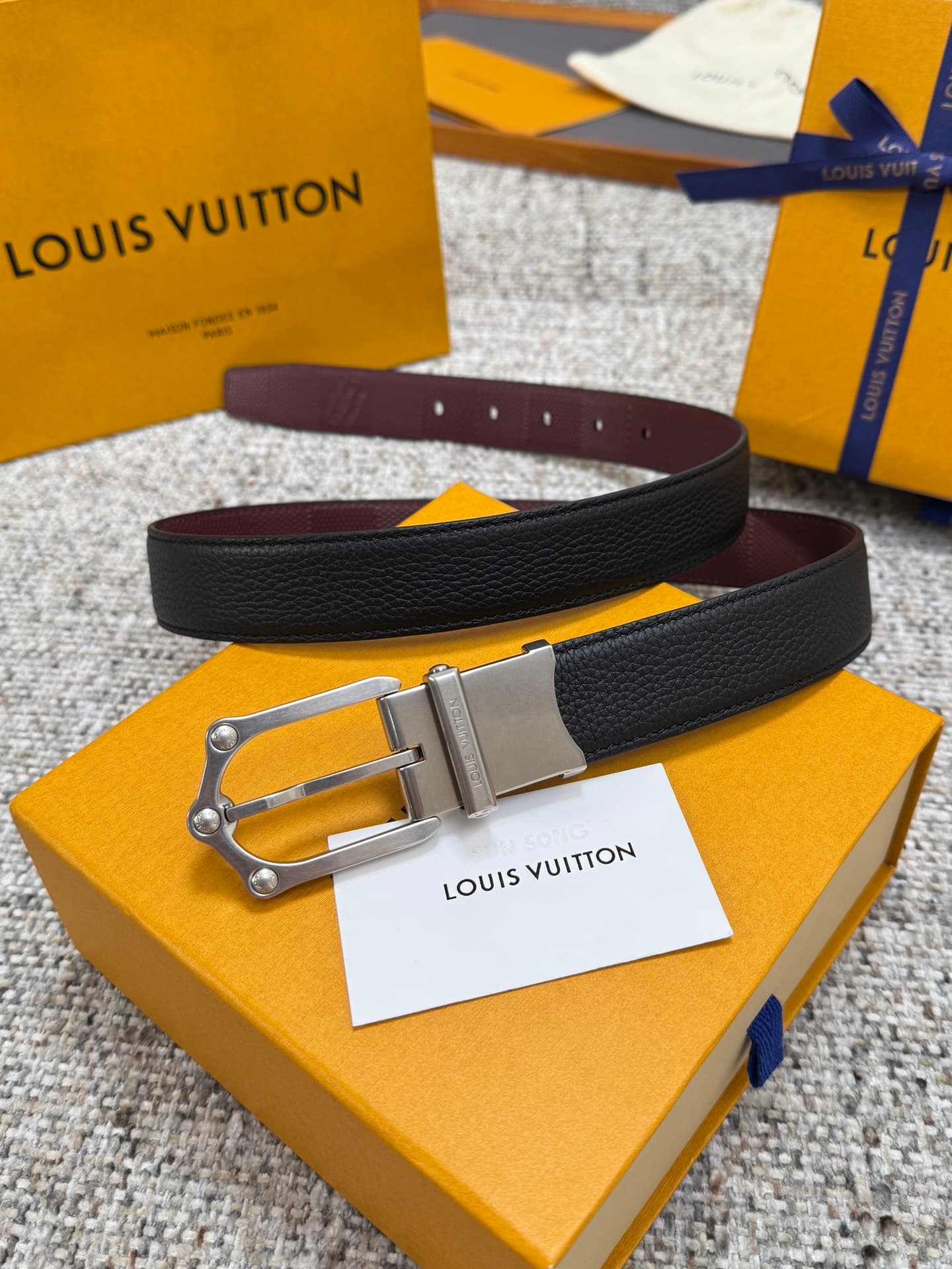 C32883 Louis Vuitton LV Belt FROG Double-Sided Belt Collection. Original hardware. Exquisite hand-painted edges. Soft and comfortable. Wide 3.0 — image 5