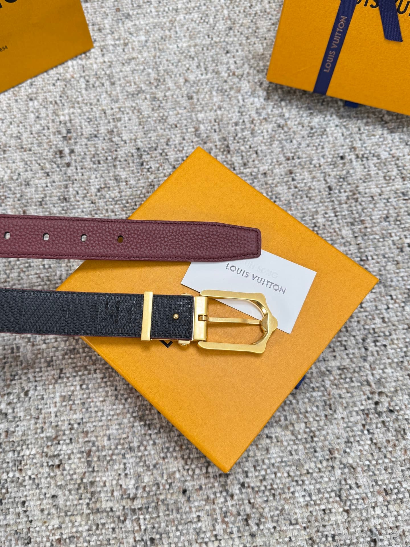 C32880 Louis Vuitton LV Belt FROG Double-Sided Belt Collection. Original hardware. Delicate hand-painted edges. Soft and comfortable. Wide 3.0 — image 7