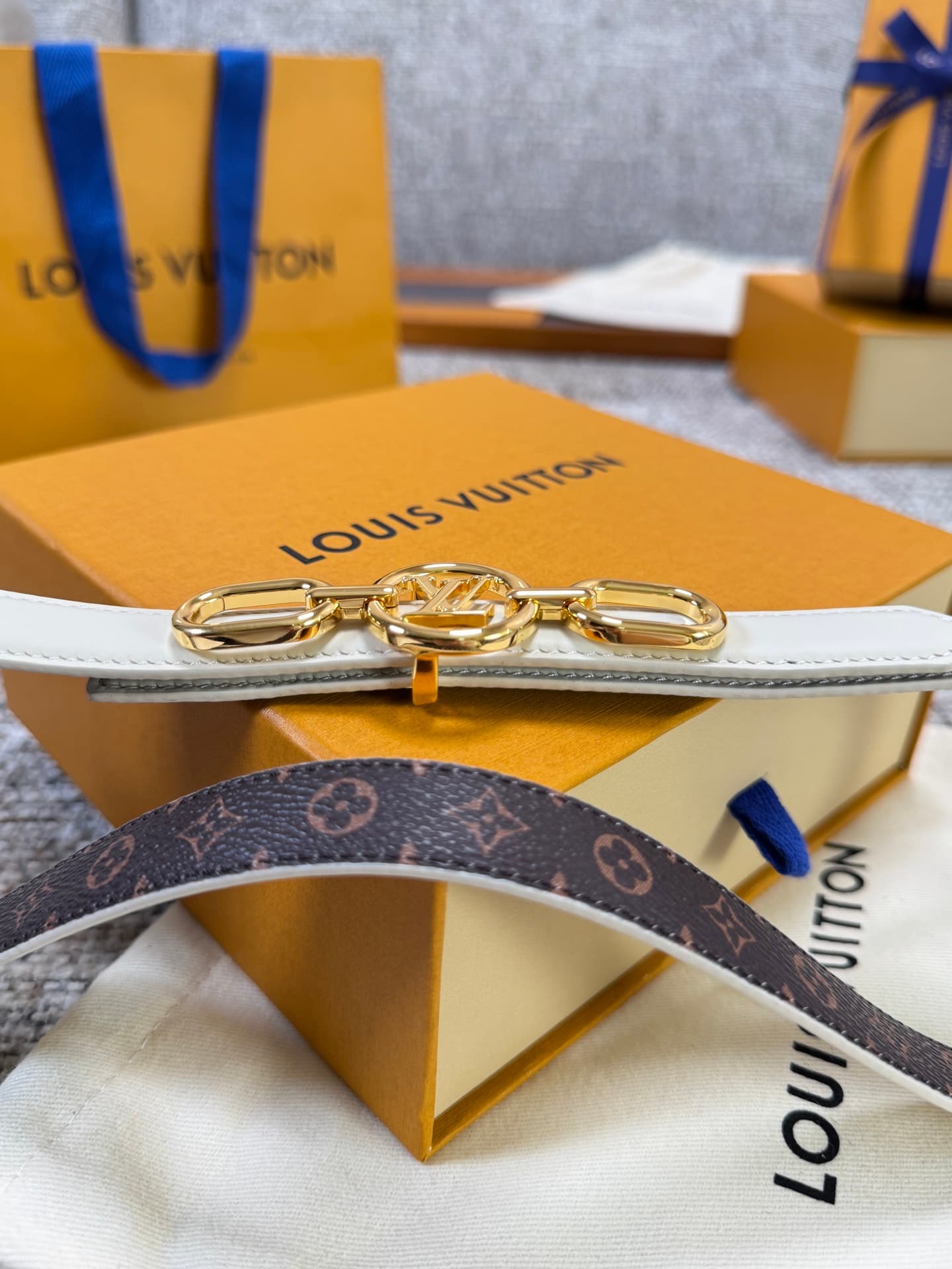 C32988 Louis Vuitton LV Belt BLOOM Series – Original hardware, delicate hand-painted edges, soft and comfortable, wide 2.0 — image 7
