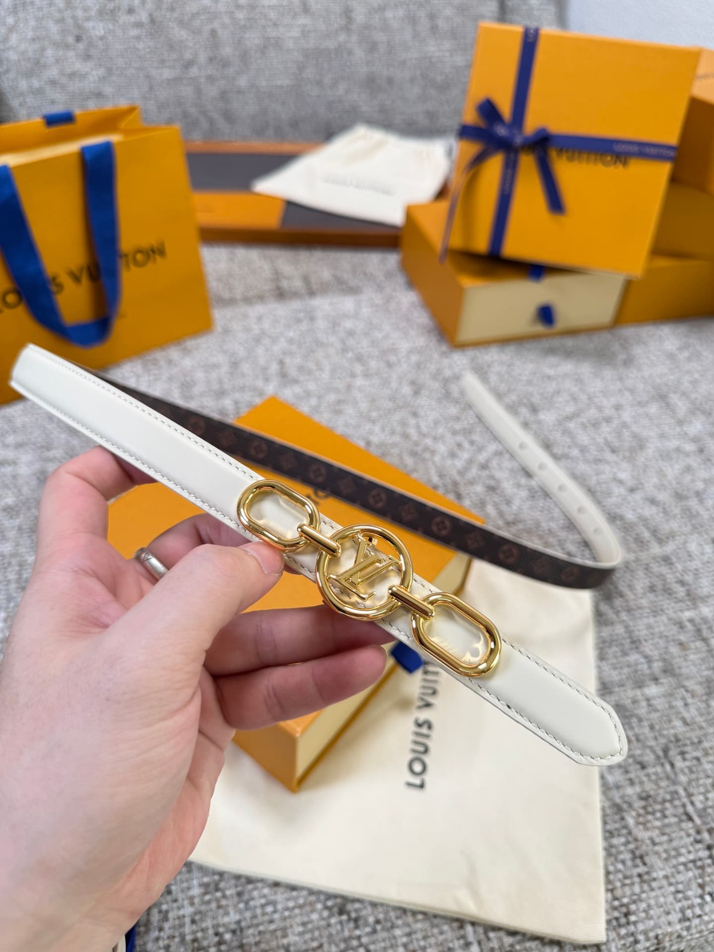 C32988 Louis Vuitton LV Belt BLOOM Series – Original hardware, delicate hand-painted edges, soft and comfortable, wide 2.0 — image 2