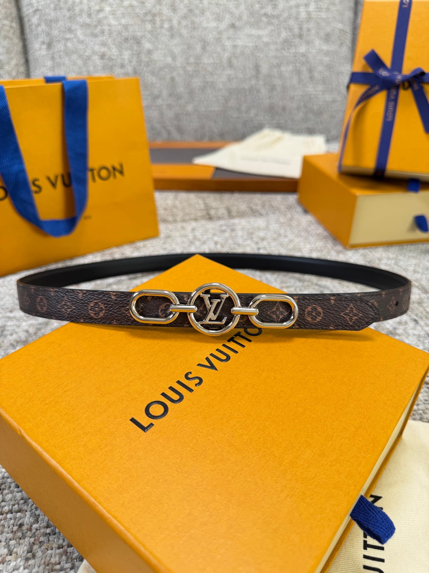 C32987 Louis Vuitton LV Belt BLOOM Series – Original hardware, delicate hand-painted edges, soft and comfortable, wide 2.0 — image 4