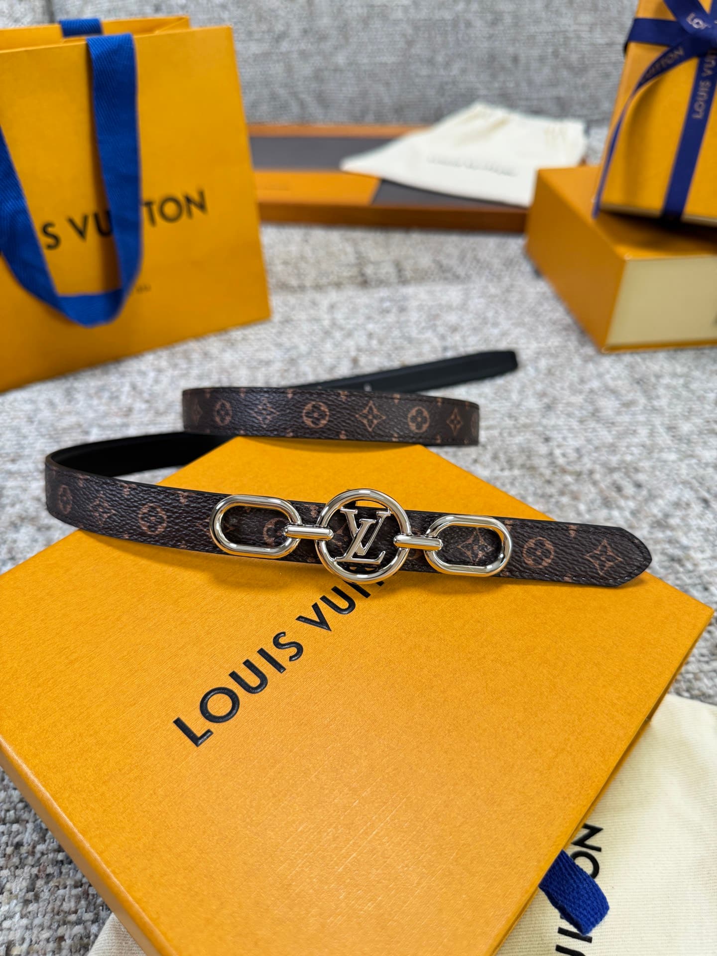C32987 Louis Vuitton LV Belt BLOOM Series – Original hardware, delicate hand-painted edges, soft and comfortable, wide 2.0 — image 5