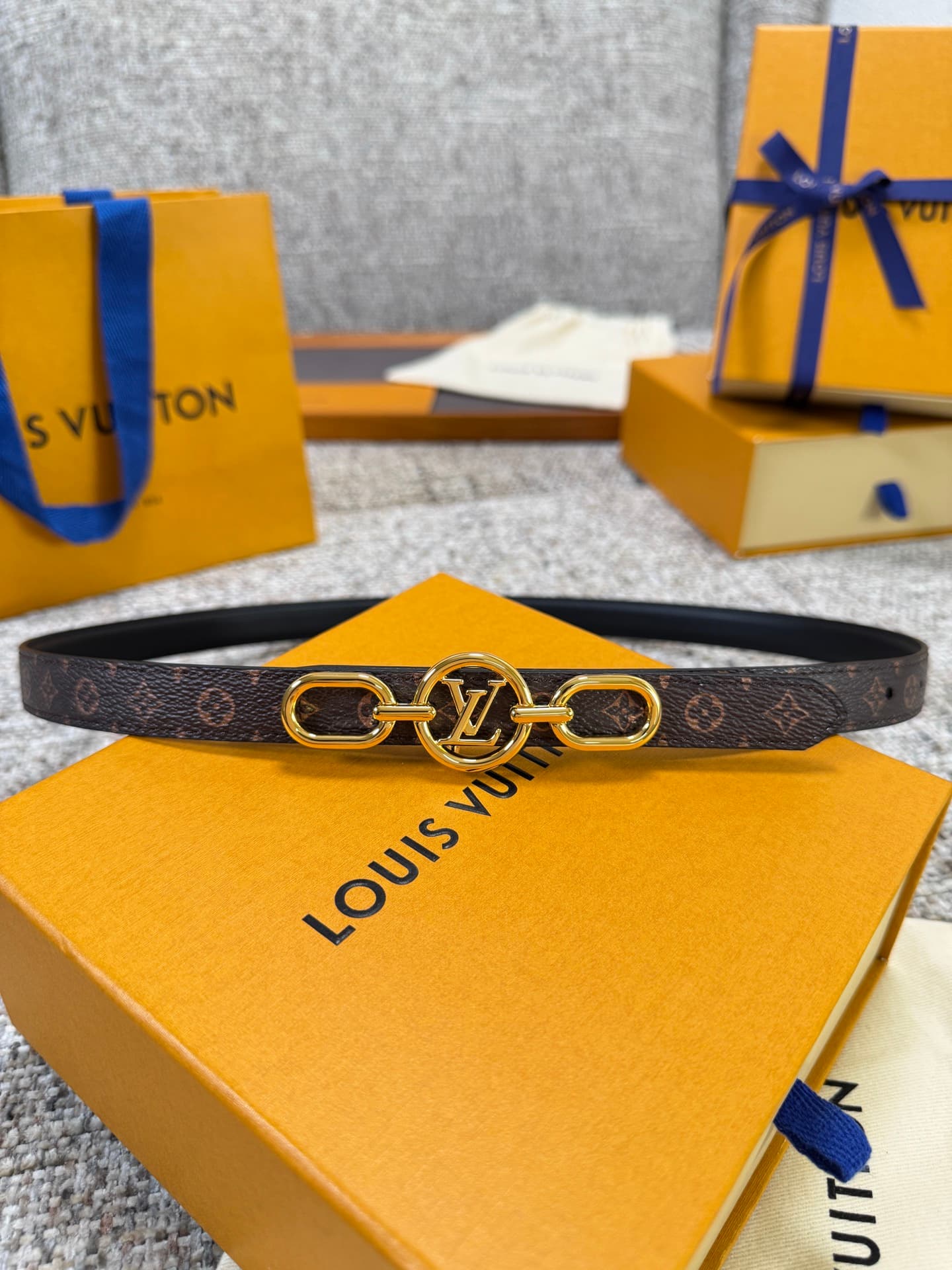 C32986 Louis Vuitton LV Belt BLOOM Series – Original hardware, delicate hand-painted edges, soft and comfortable, wide 2.0 — image 4