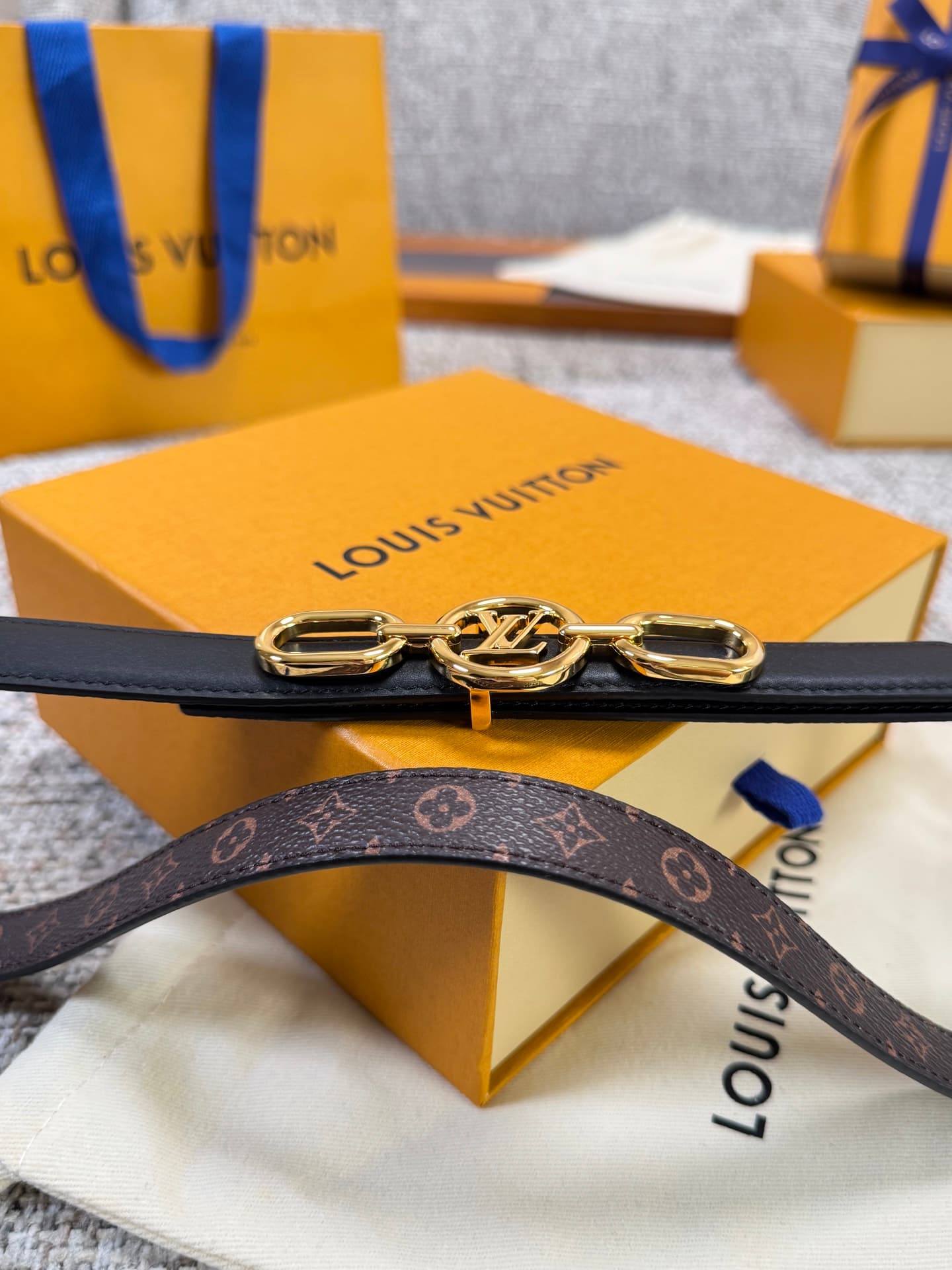 C32986 Louis Vuitton LV Belt BLOOM Series – Original hardware, delicate hand-painted edges, soft and comfortable, wide 2.0 — image 7