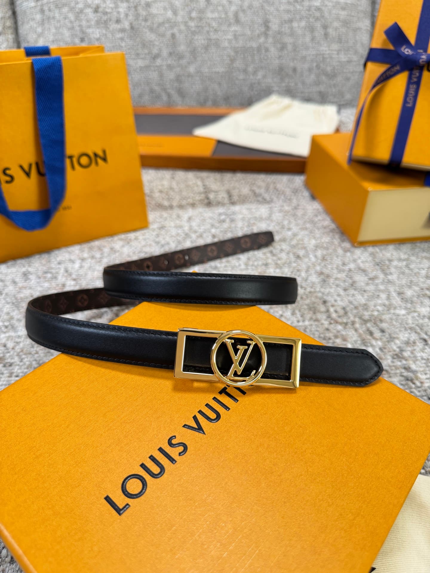 C32985 Louis Vuitton LV Belt BLOOM Collection – Original hardware, exquisite hand-painted edges, soft and comfortable, wide 2.0 — image 1
