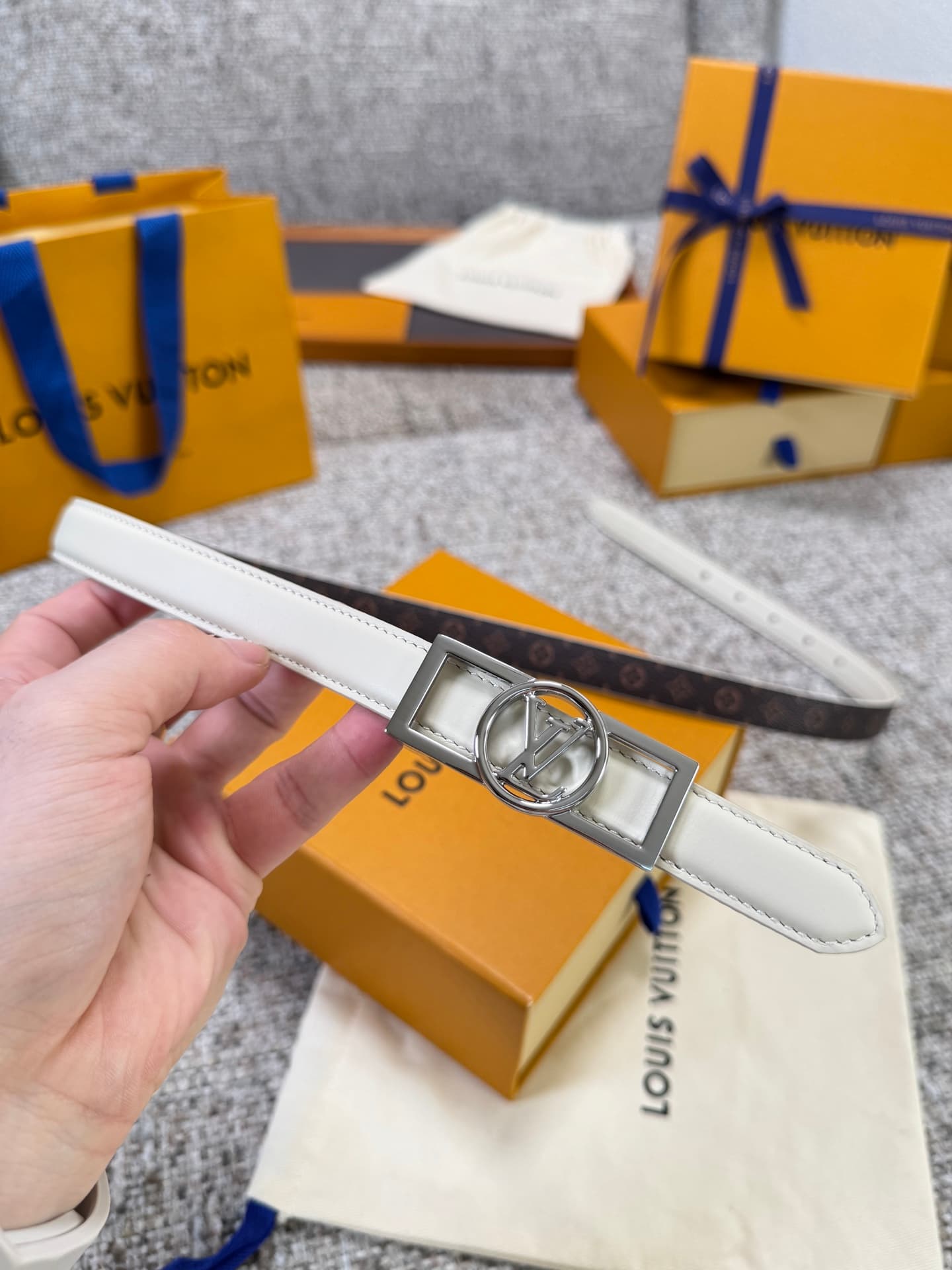 C32983 Louis Vuitton LV Belt BLOOM Series – Original hardware, delicate hand-painted edges, soft and comfortable, wide 2.0 — image 2