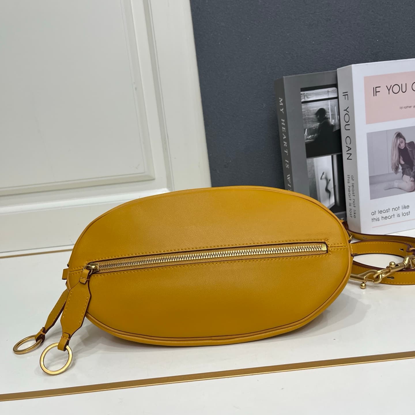 C3244 Balenciaga 2026 Bolero design, shell bag, top-grade cowhide — image 6