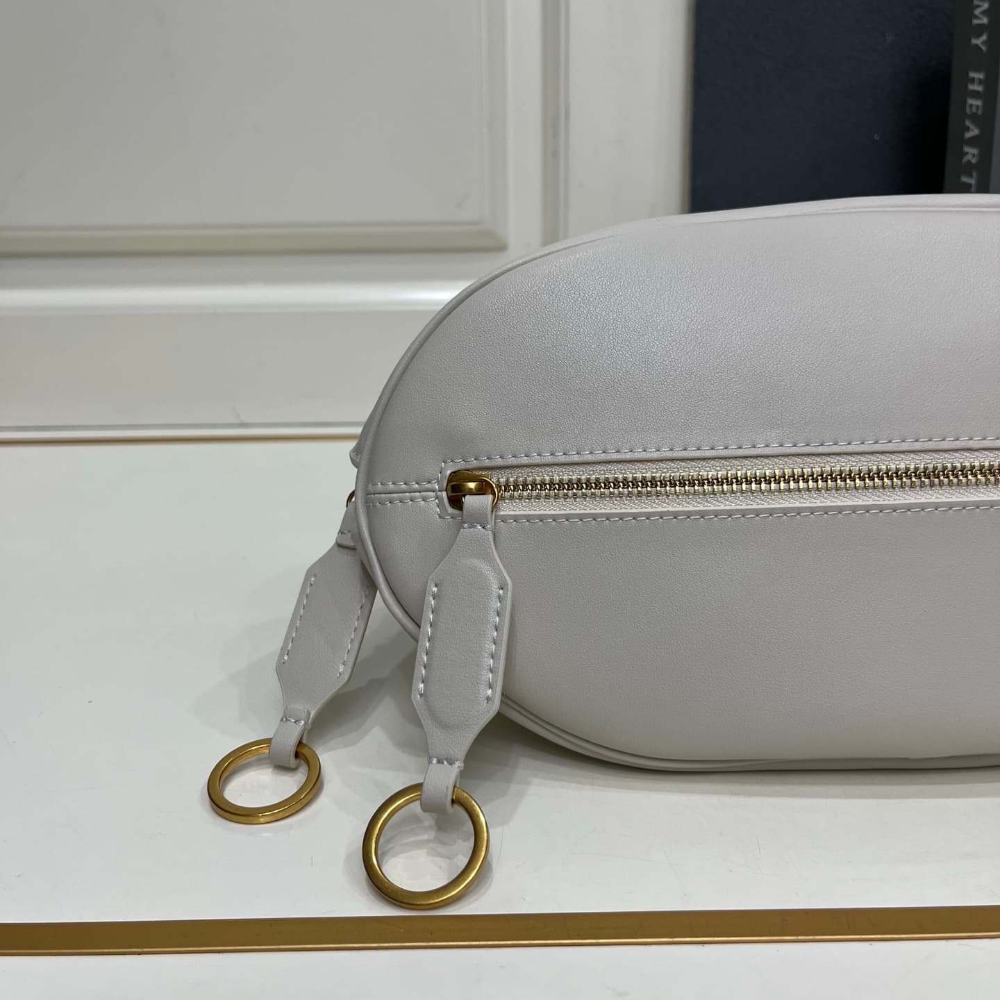 C3243 Balenciaga 2026 Bolero design, shell bag, top-grain cowhide — image 7
